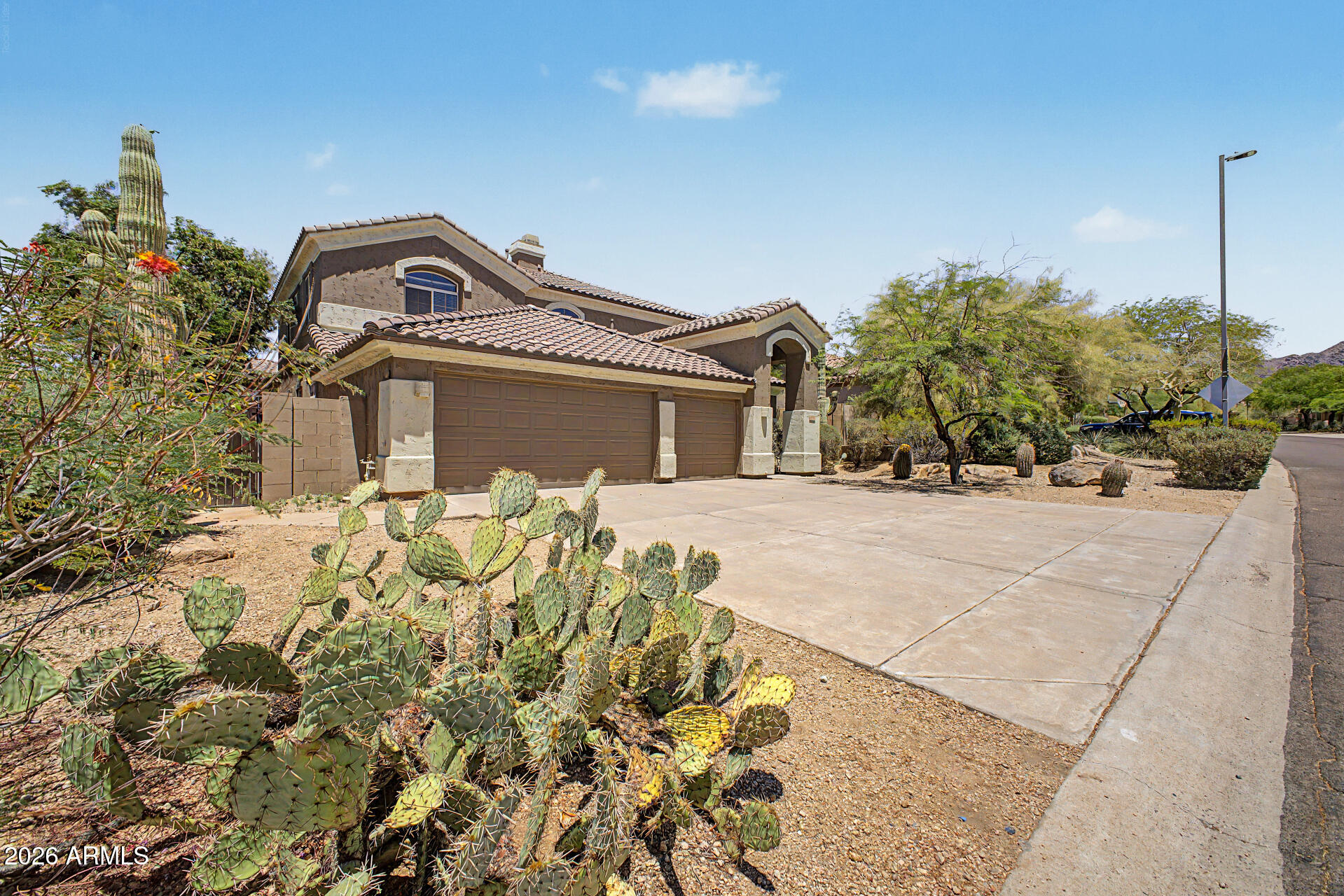 10304 E ROSEMARY Lane