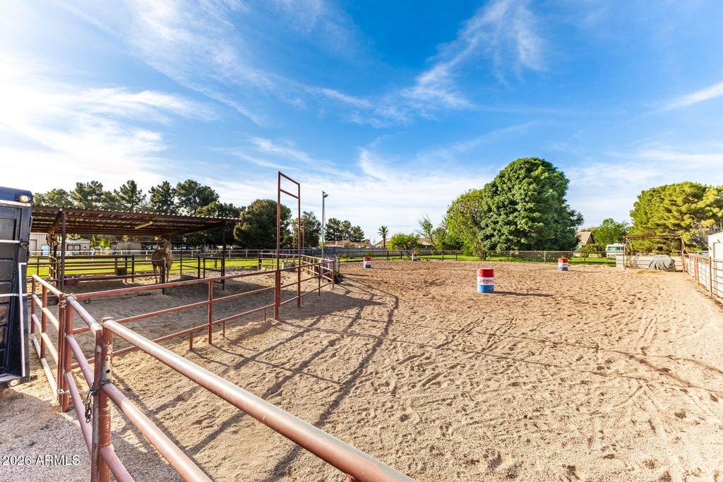 Photo of 18942 E Vã­a De Arboles, Queen Creek, AZ 85142 (MLS # 7004089)