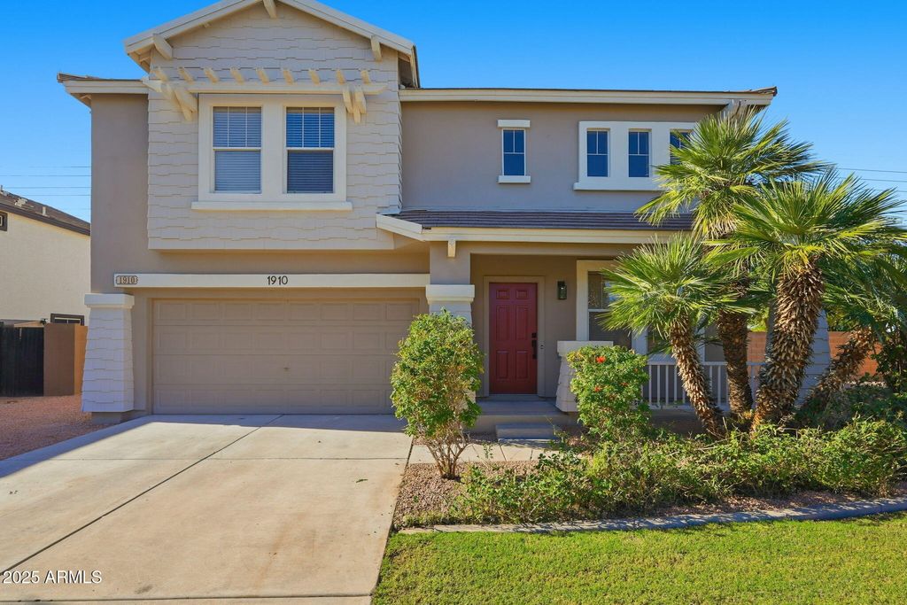 Photo of 1910 S Portland Avenue, Gilbert, AZ 85295 (MLS # 6955462)