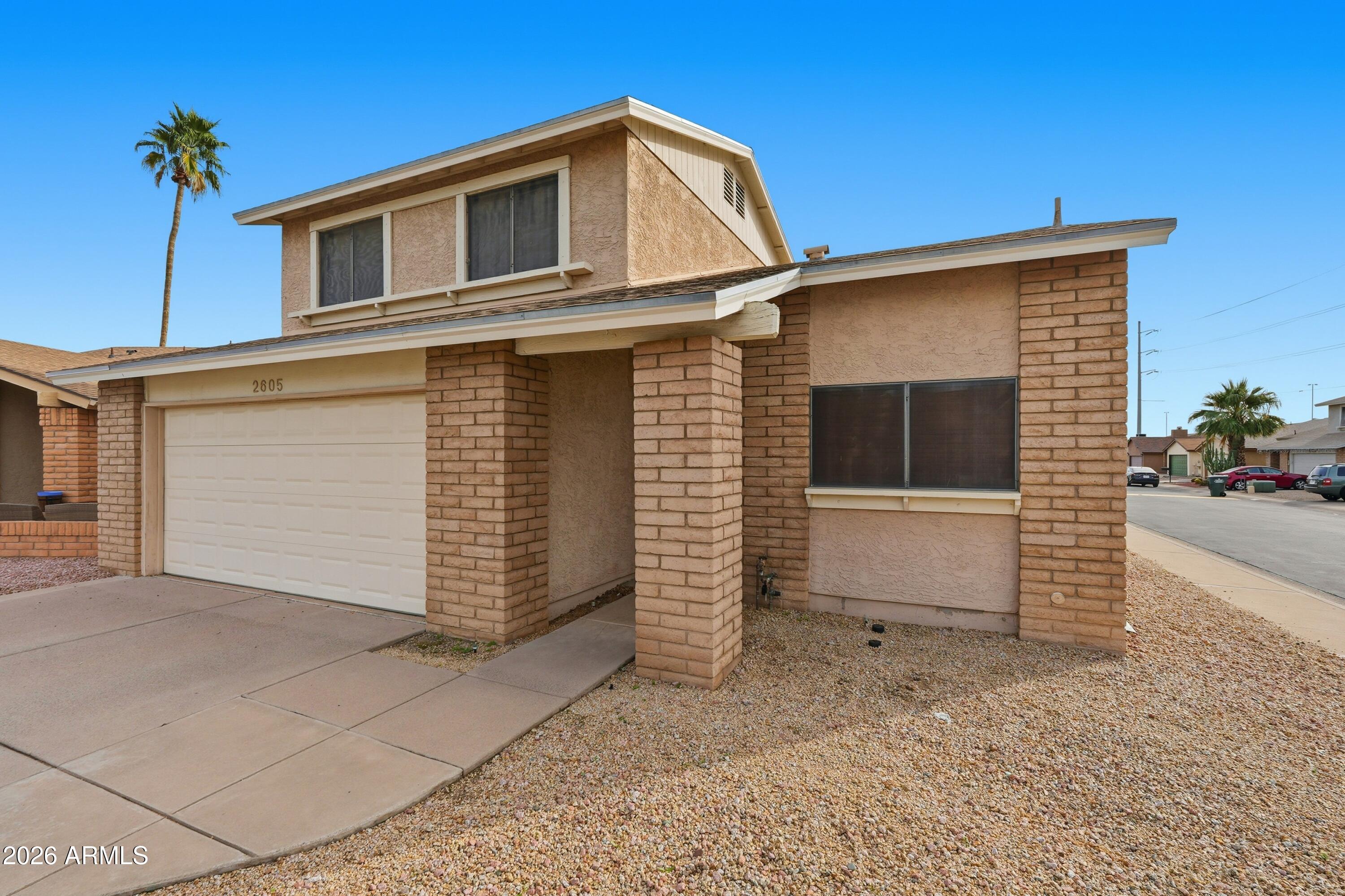 2605 W GELDING Drive