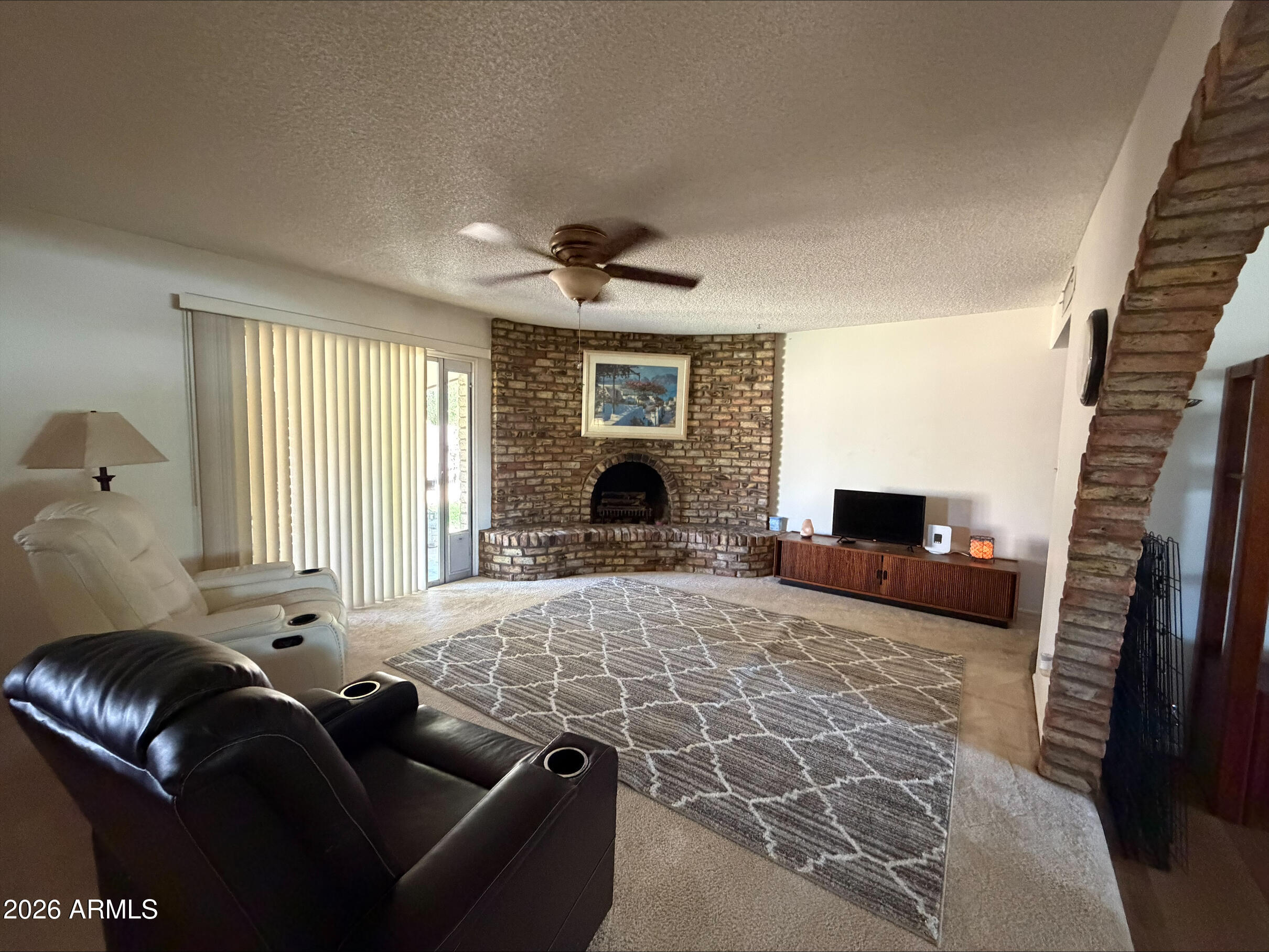 3502 E LARKSPUR Drive