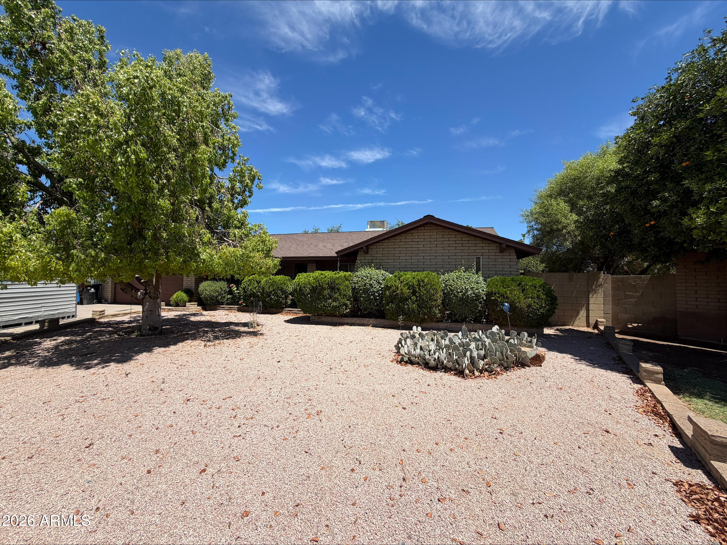 3502 E LARKSPUR Drive