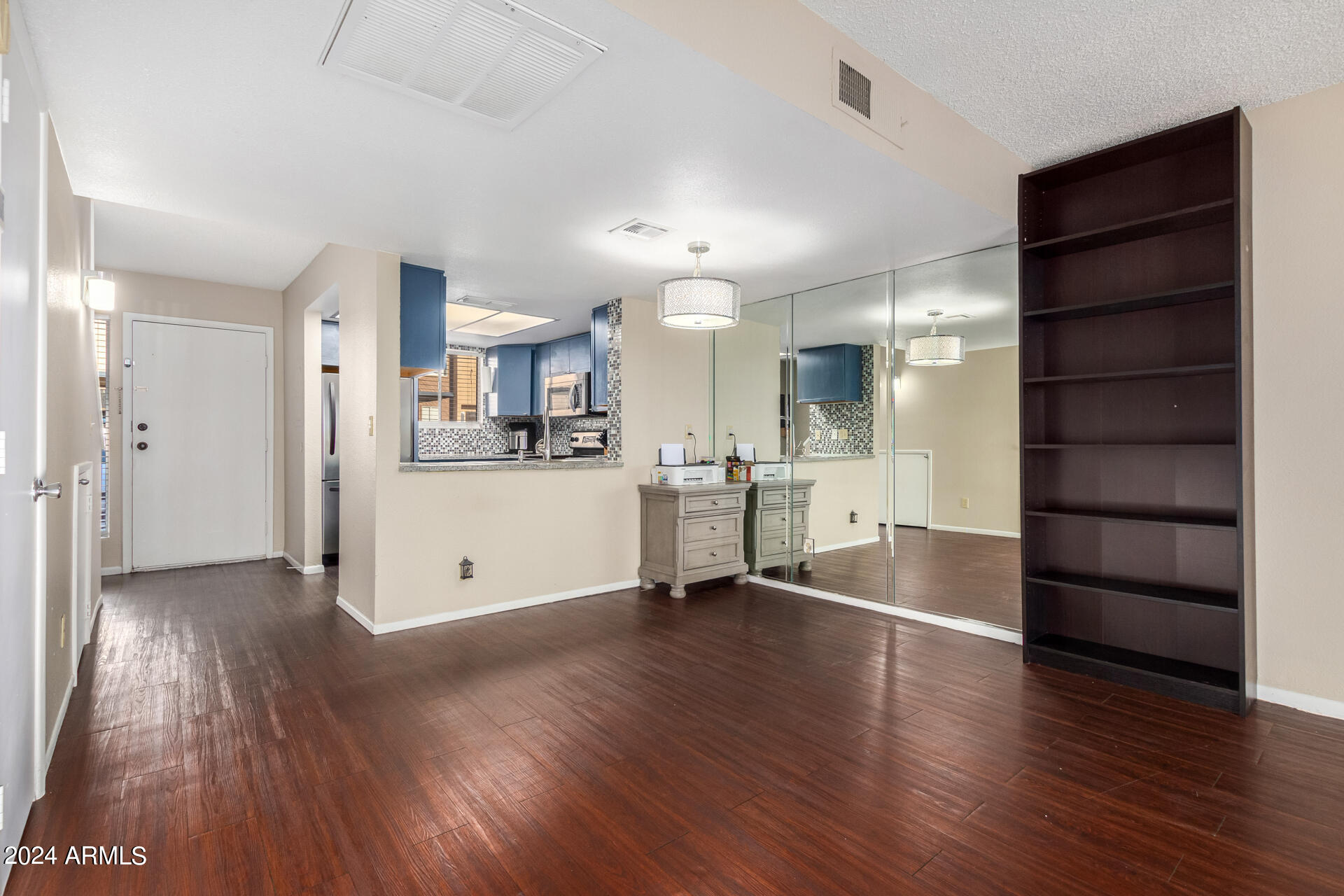 Phoenix, Arizona 85029, United States, 2 Bedrooms Bedrooms, ,2 BathroomsBathrooms,Residential,Active,41423