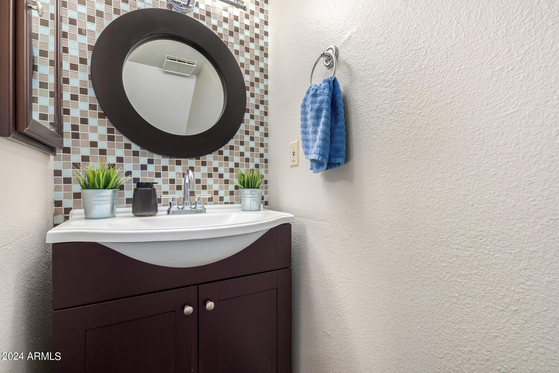 Phoenix, Arizona 85029, United States, 2 Bedrooms Bedrooms, ,2 BathroomsBathrooms,Residential,Active,41423