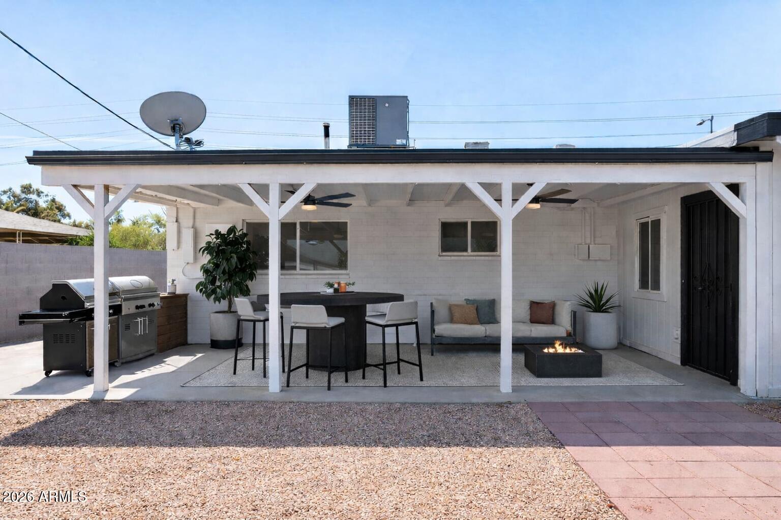 7514 E MCKELLIPS Road