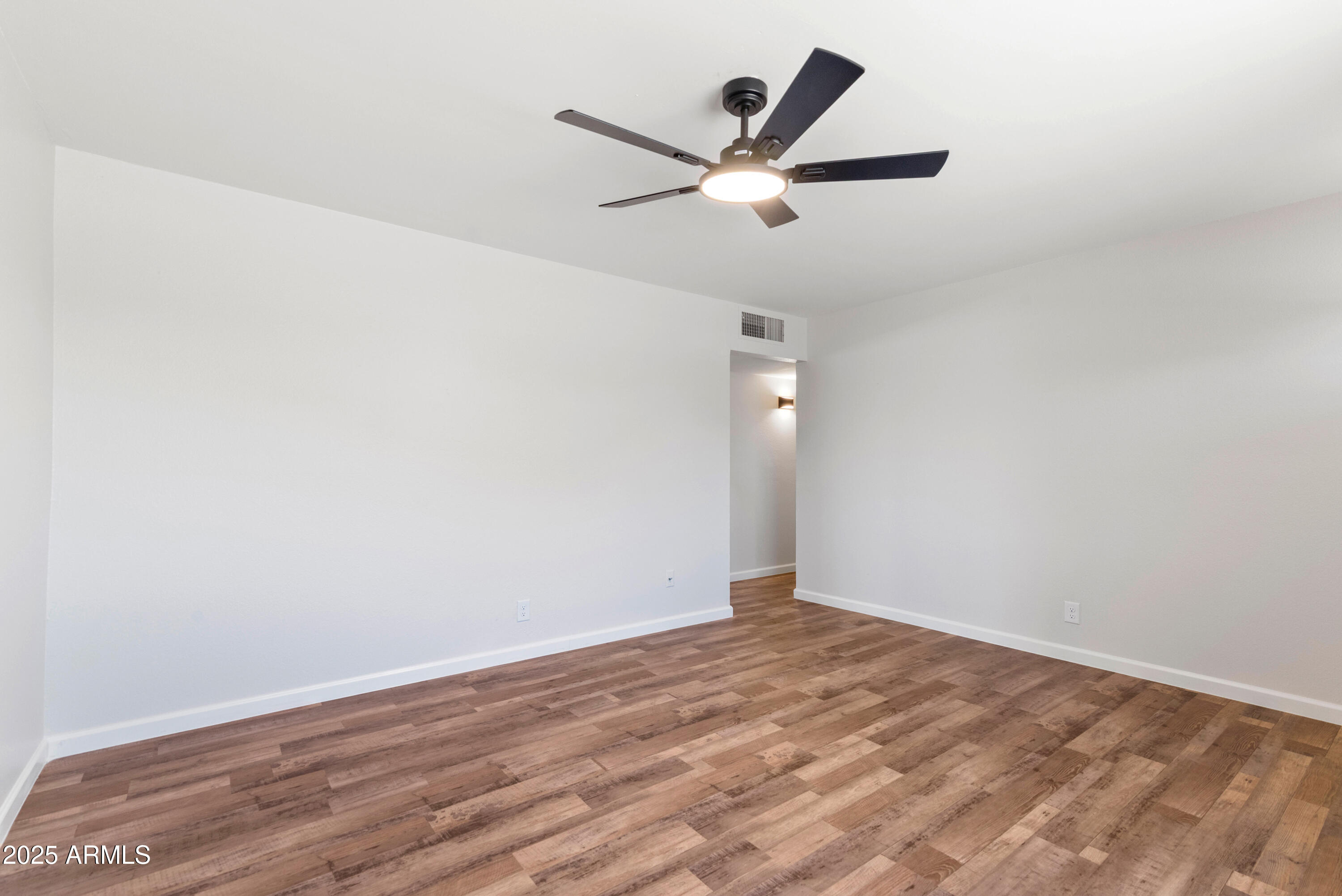 Scottsdale, Arizona 85257, United States, 3 Bedrooms Bedrooms, ,2 BathroomsBathrooms,Residential,Active,183890