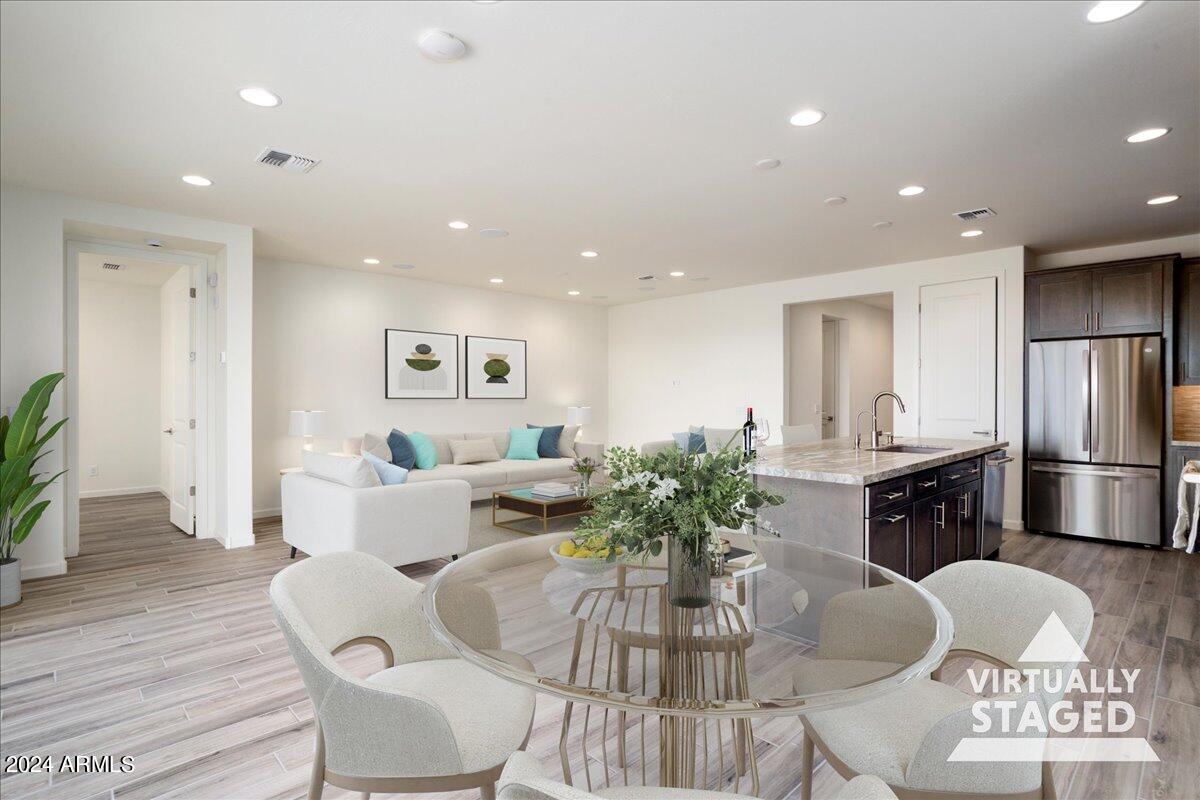 4092 PRAIRIE SCHOONER Road