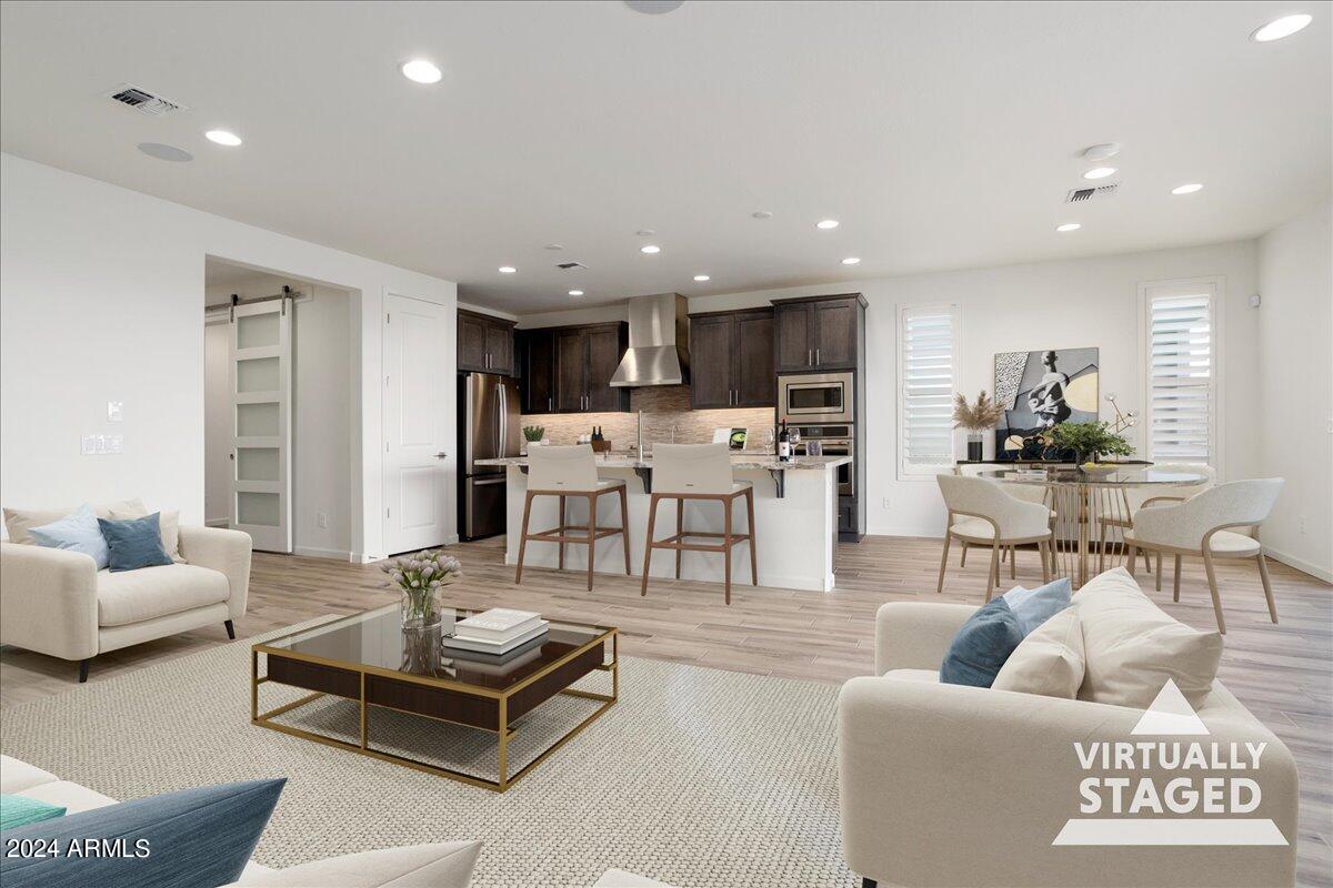 4092 PRAIRIE SCHOONER Road