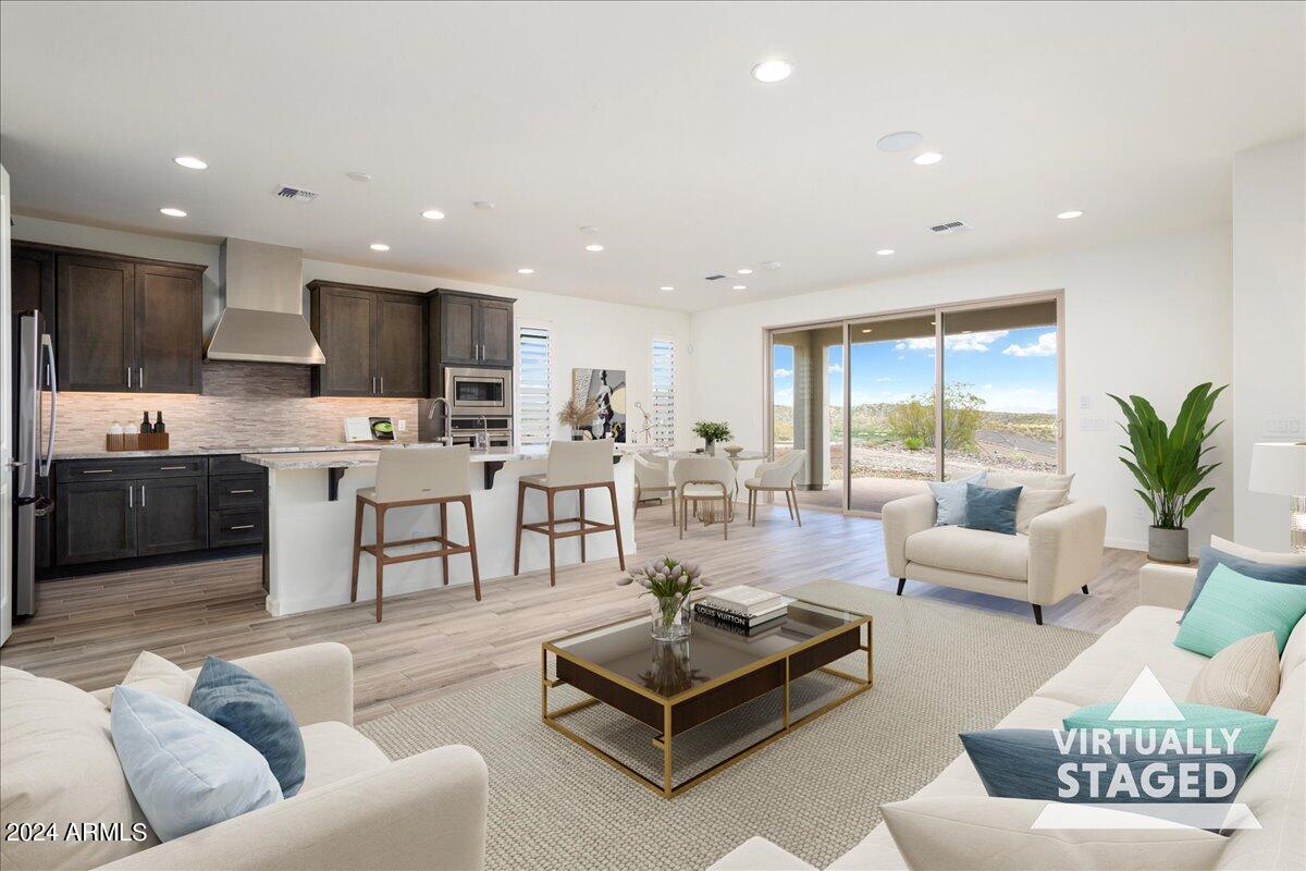 4092 PRAIRIE SCHOONER Road