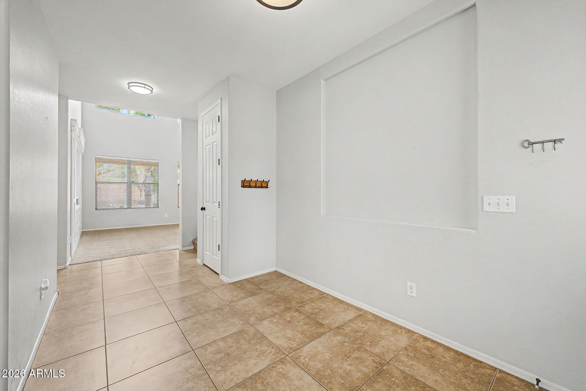 2286 E OMEGA Drive