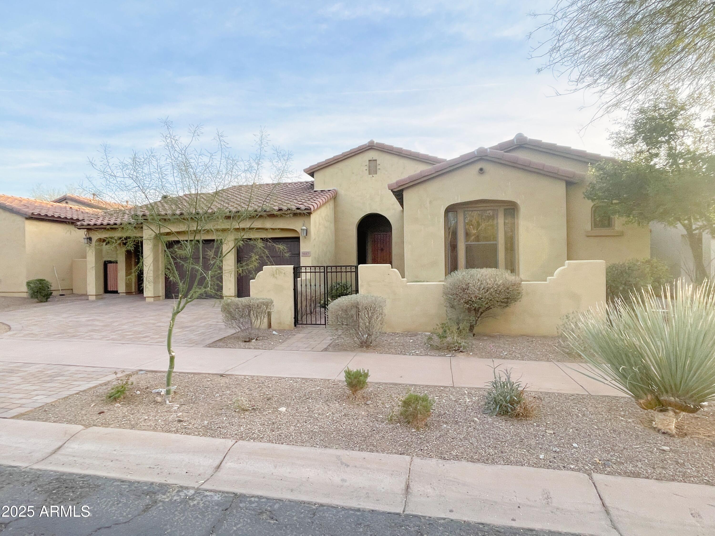 9443 E Ironwood Bend