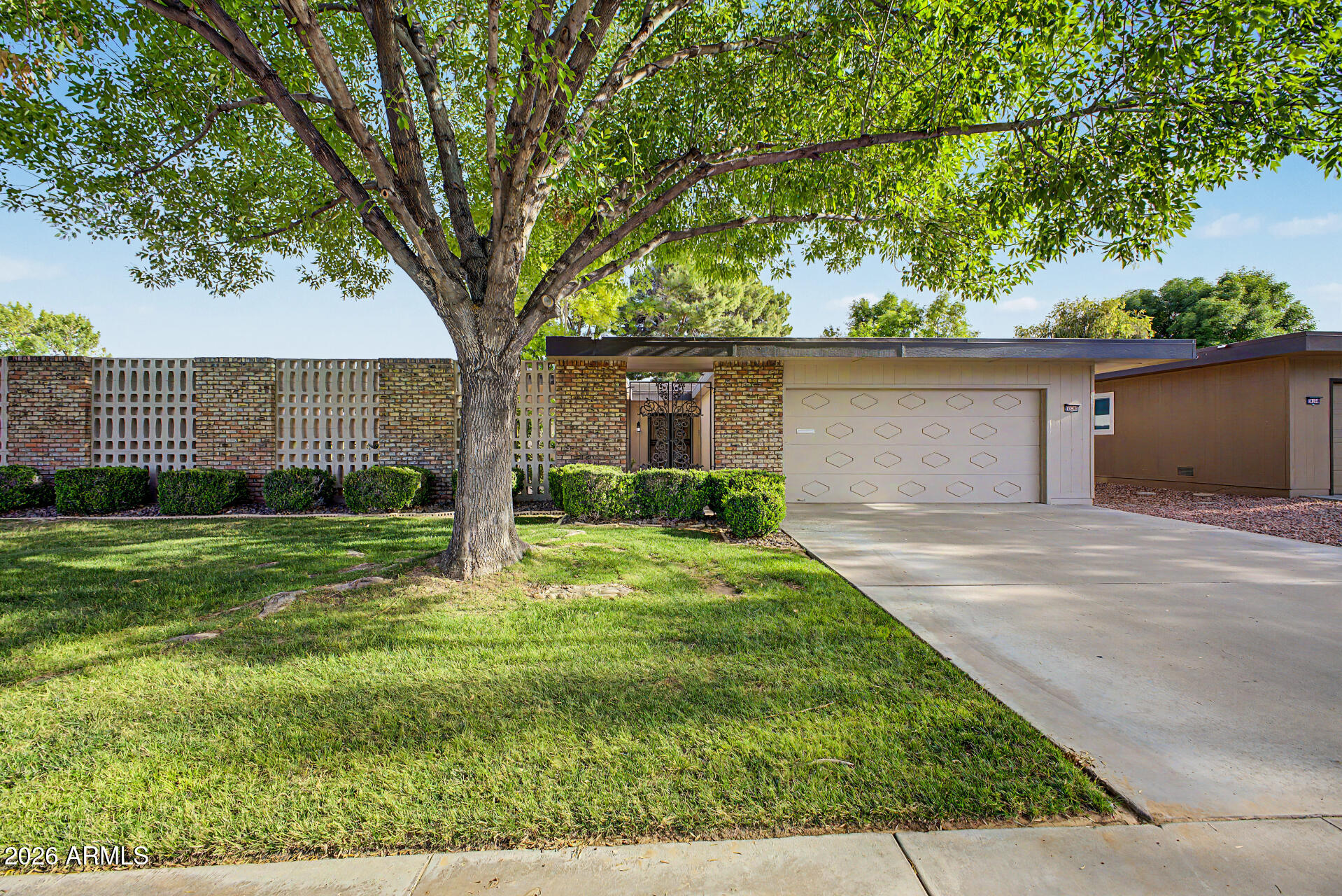 10345 W GARNETTE Drive