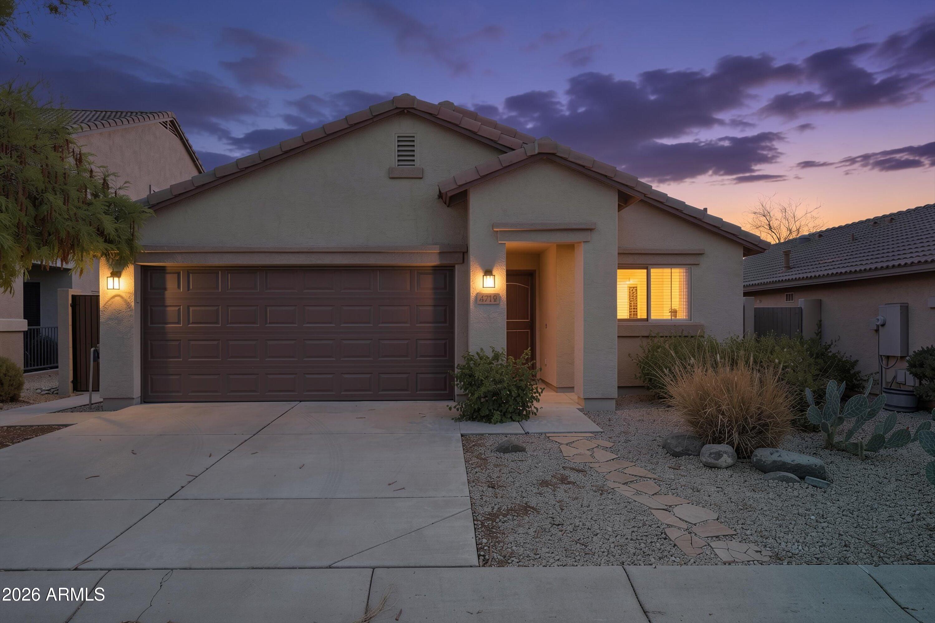 4719 E AMBER SUN Drive
