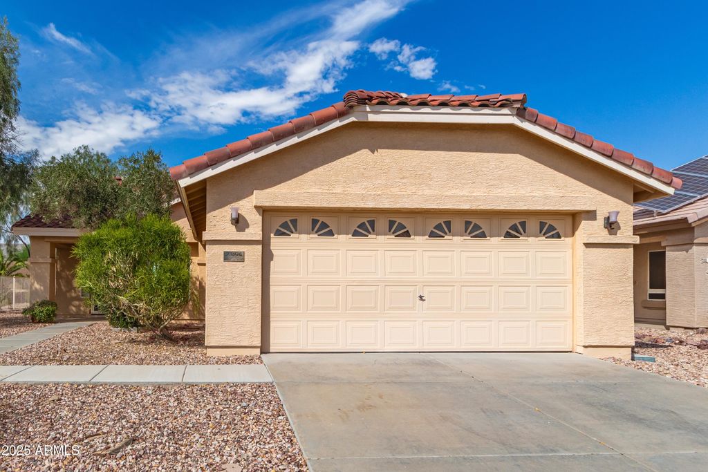 Photo of 23194 W Moonlight Path, Buckeye, AZ 85326 (MLS # 6927376)