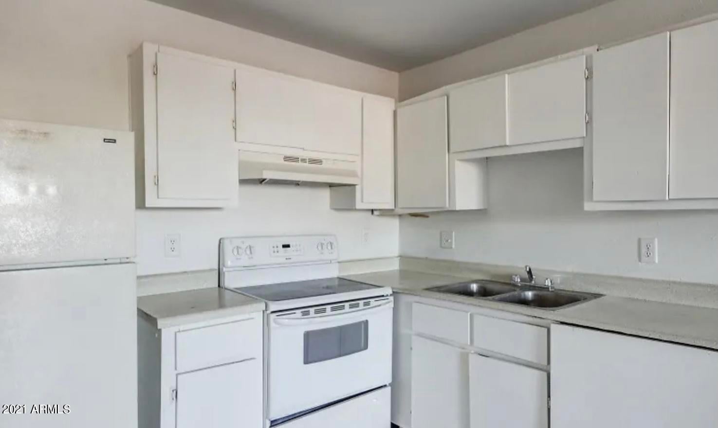 1709 W Mountain View Road 105