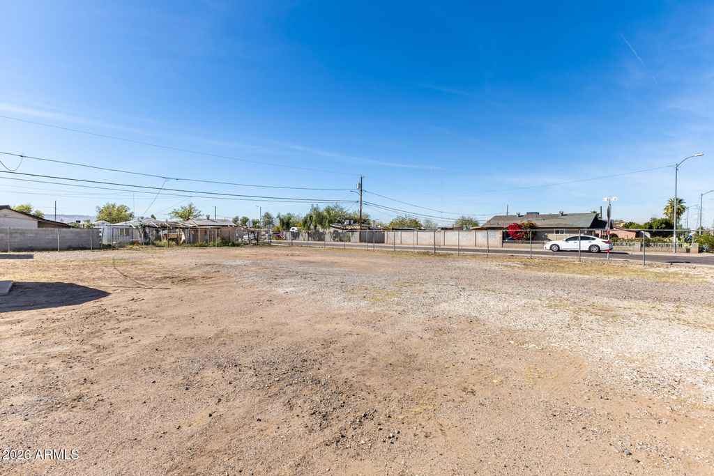 Photo of 1945 W Sherman Street #23, Phoenix, AZ 85009 (MLS # 6989091)