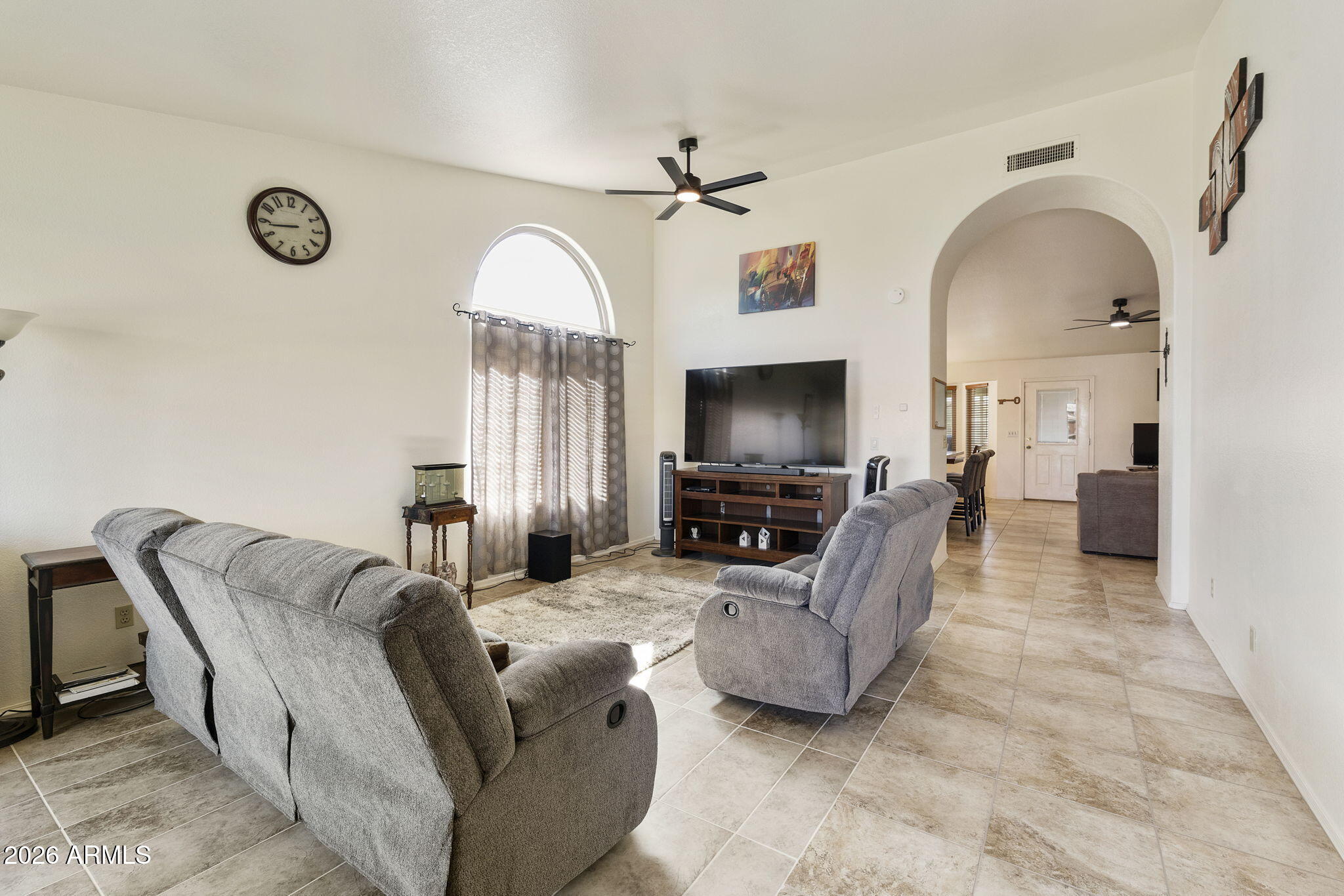 5507 E FARMDALE Avenue