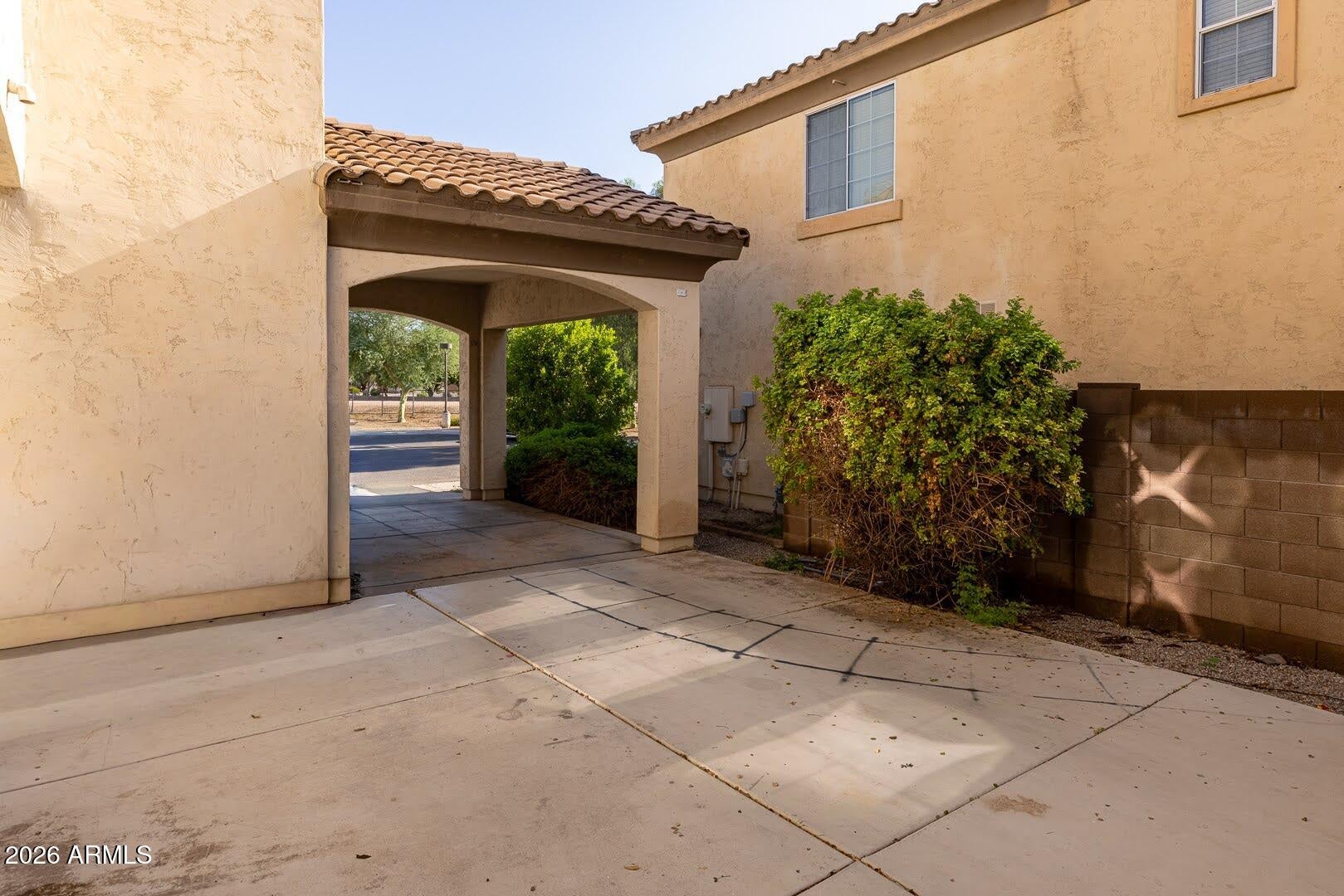 2051 E CARLA VISTA Drive