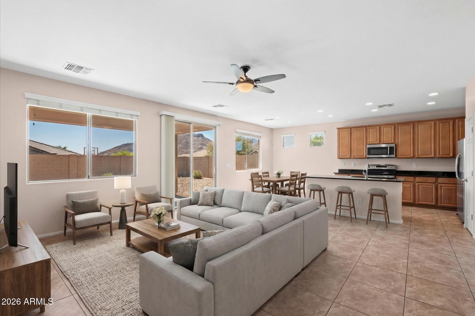 5511 W DESPERADO Way