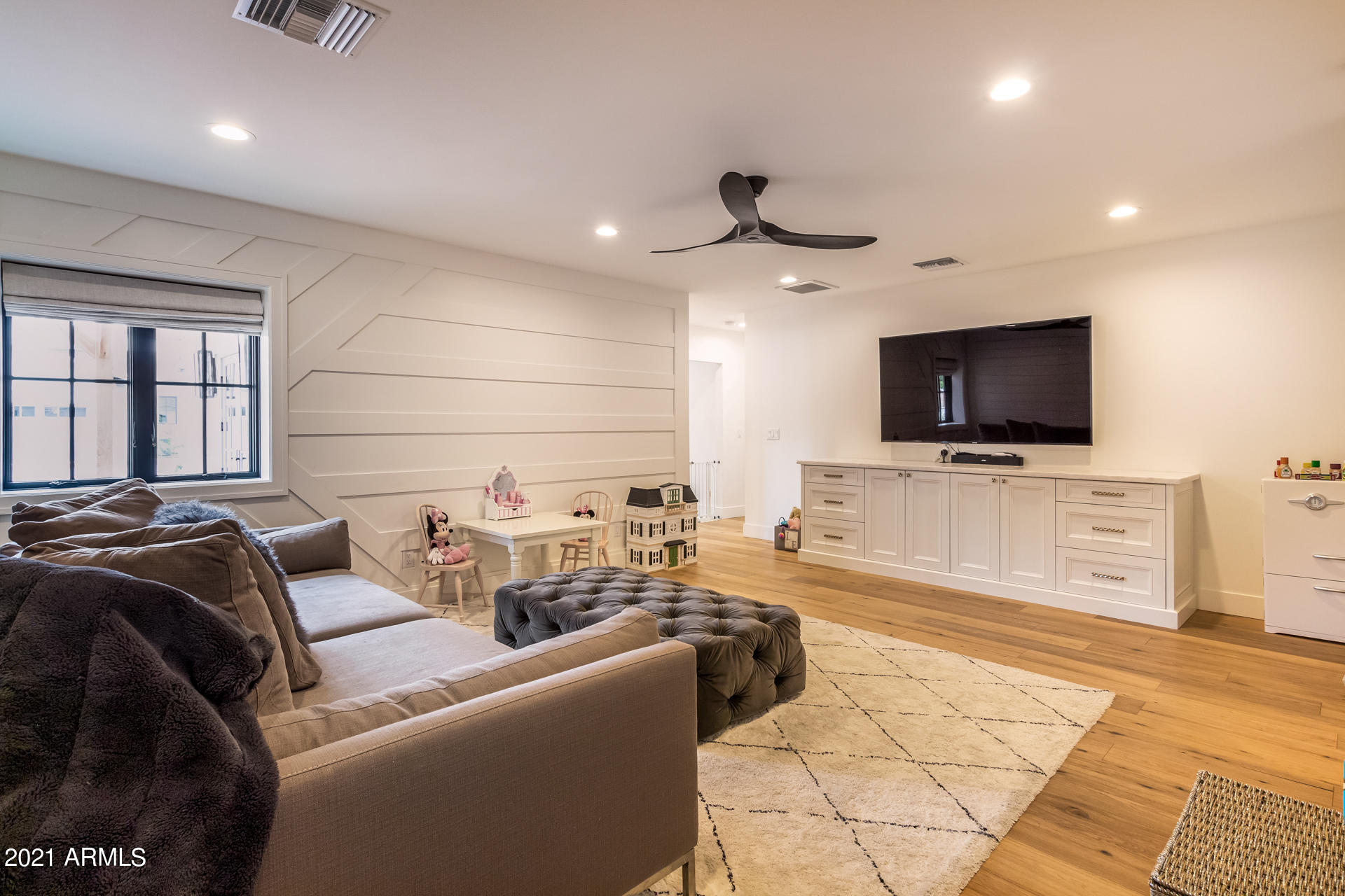 HIDDEN VILLAGE 12 LOTS 540-551, 558-568 - Residential