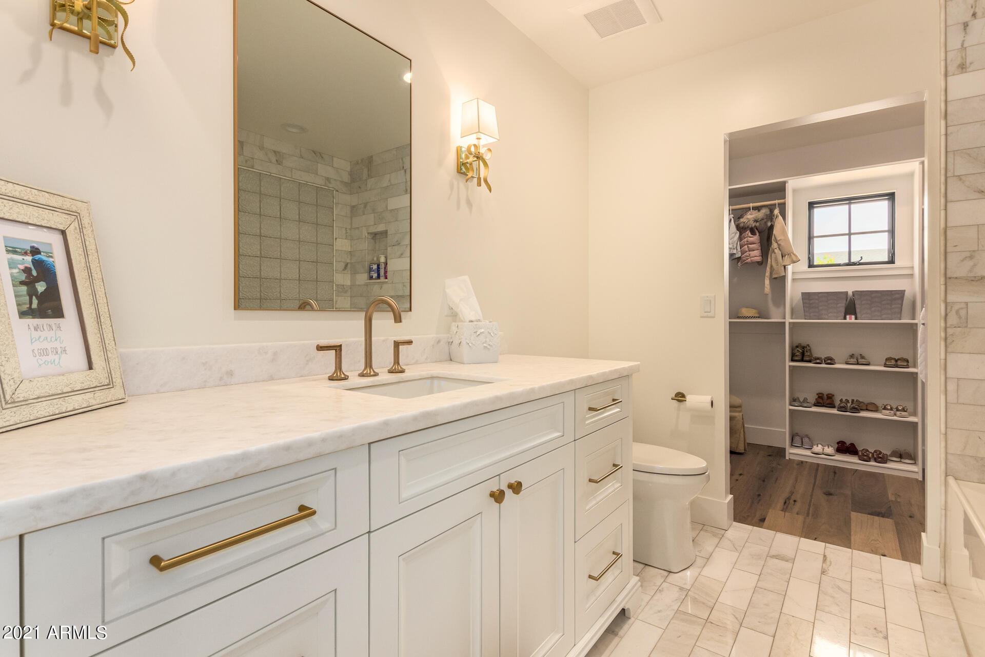 HIDDEN VILLAGE 12 LOTS 540-551, 558-568 - Residential