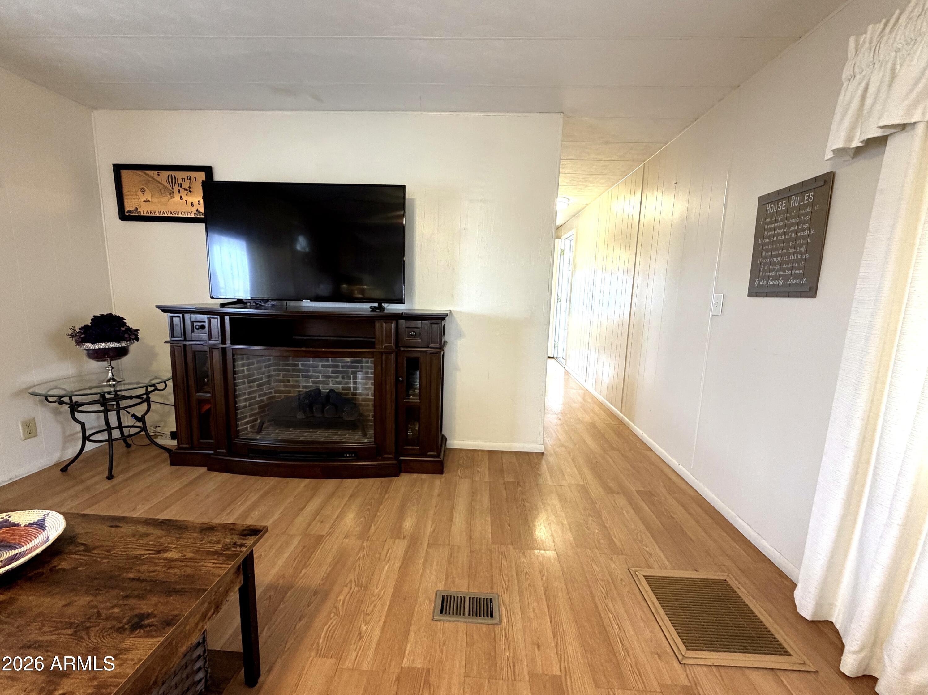 351 N MERIDIAN Road 39