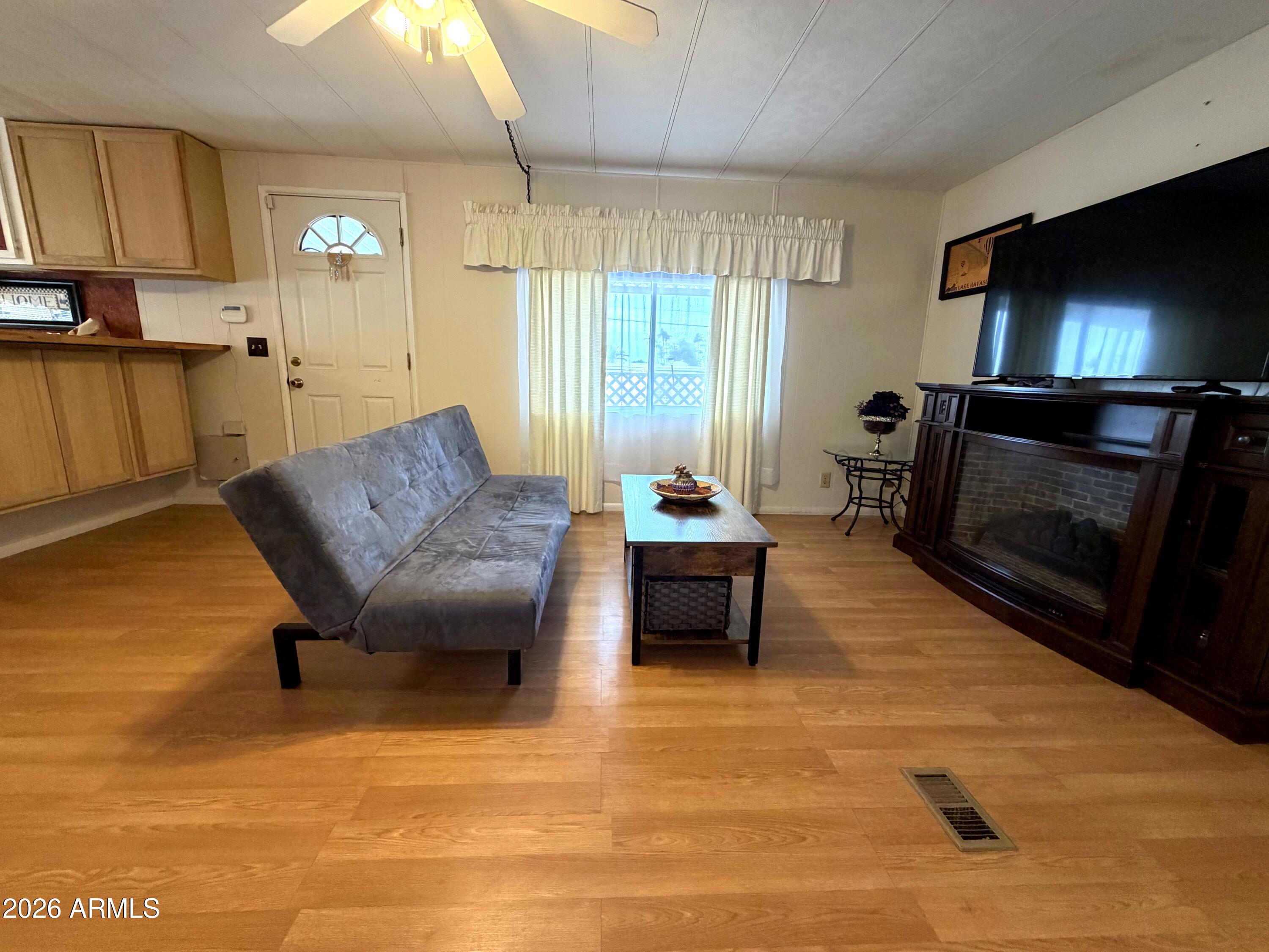 351 N MERIDIAN Road 39