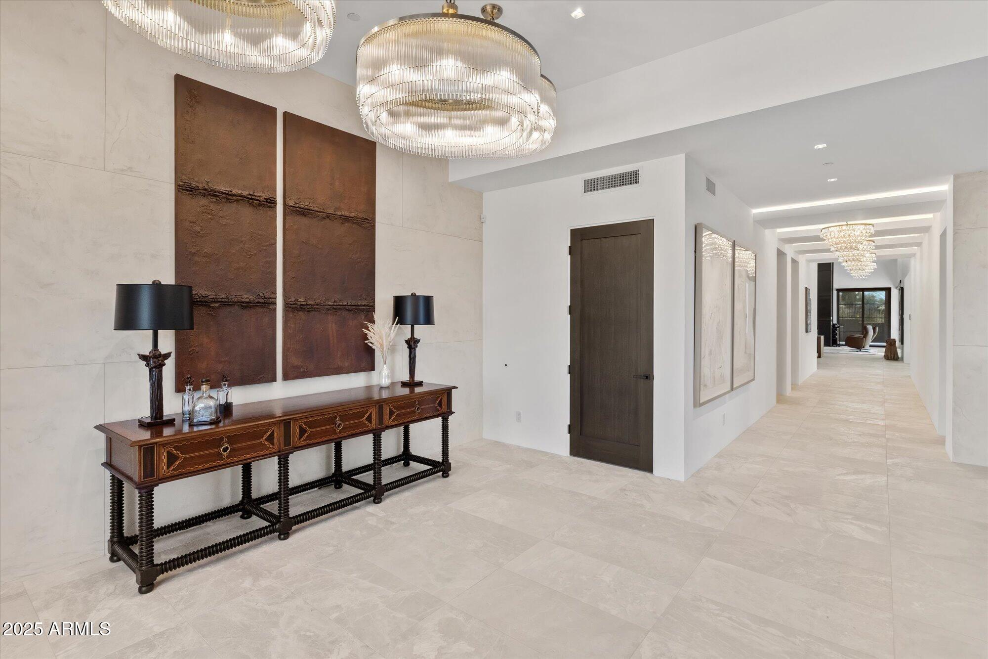 10585 E CRESCENT MOON Drive 44