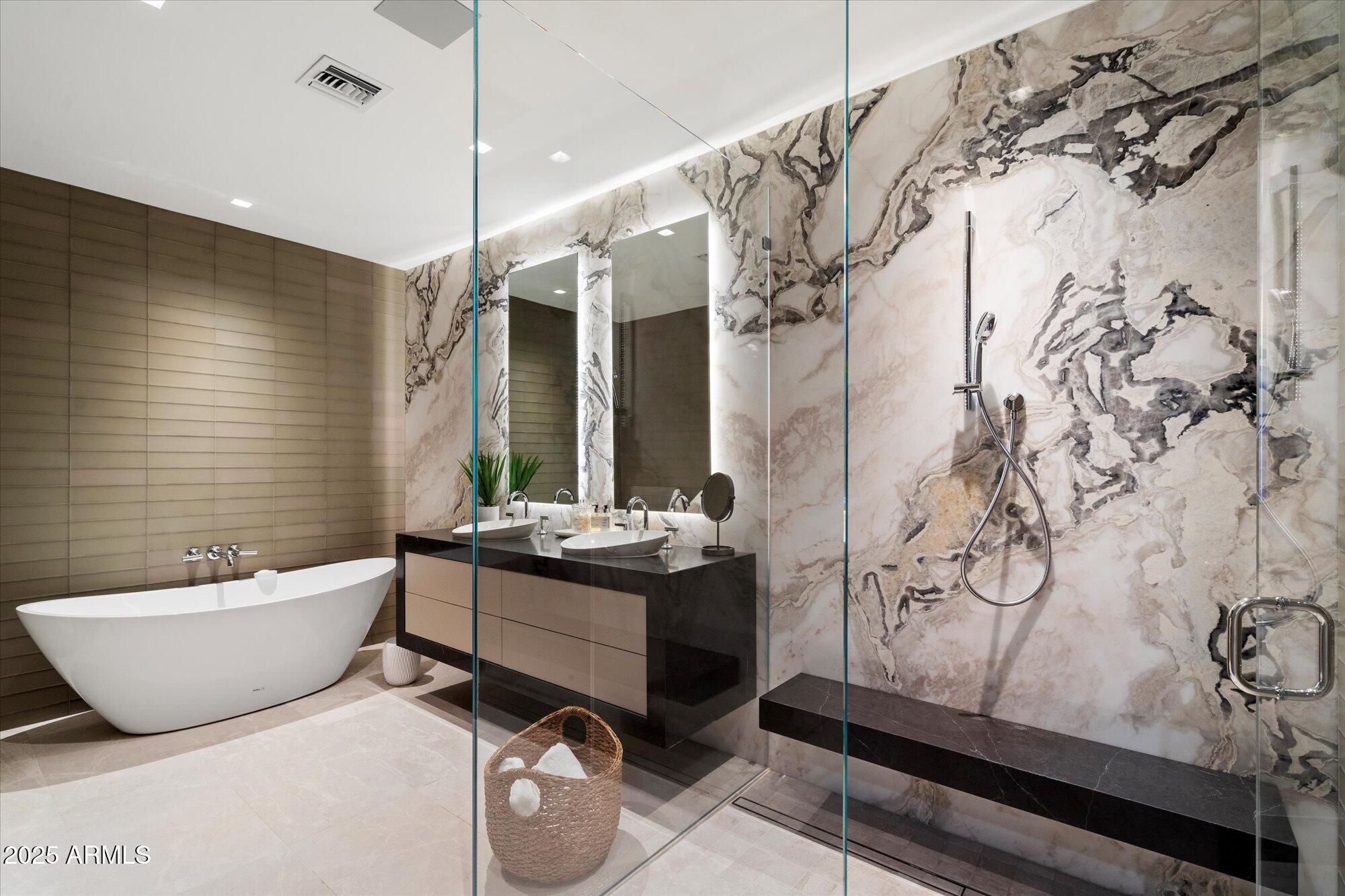 PRIVADA - Residential