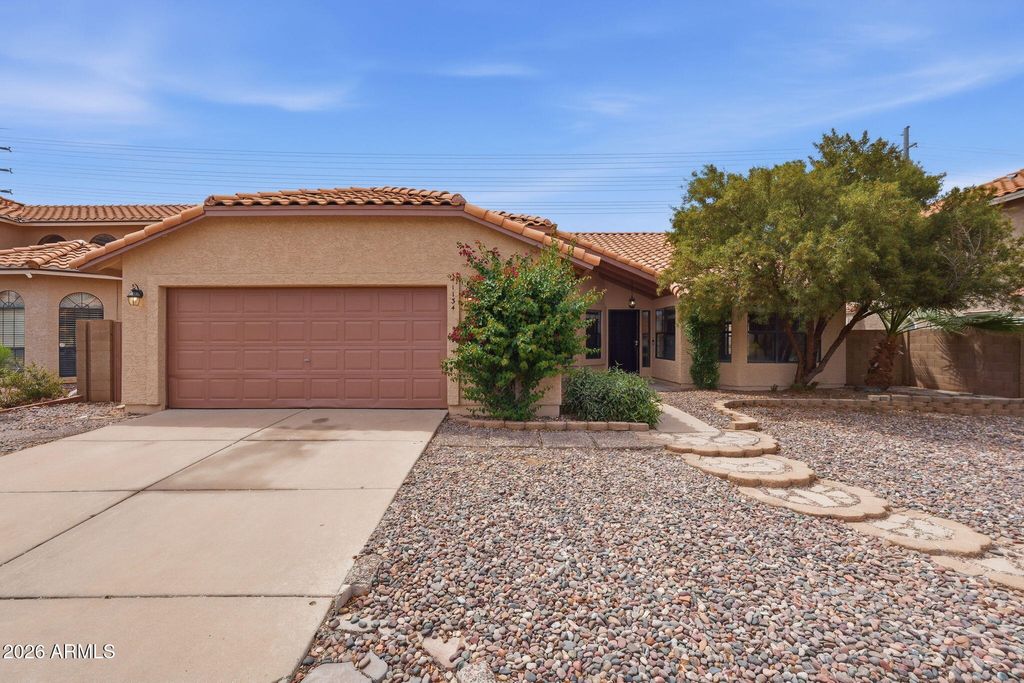 Photo of 1134 N Saint Elena Street, Gilbert, AZ 85234 (MLS # 7016035)