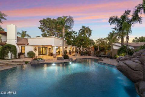 Photo of 4945 E Cheery Lynn Road, Phoenix, AZ 85018 (MLS # 6973088)