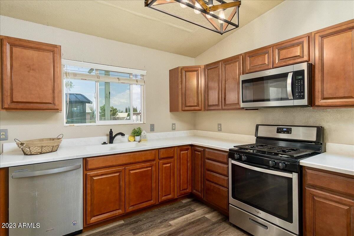 CIRCLE S RANCH ESTATES - Residential