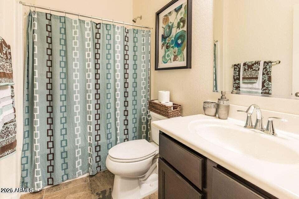 2368 N VALLEY VIEW Drive