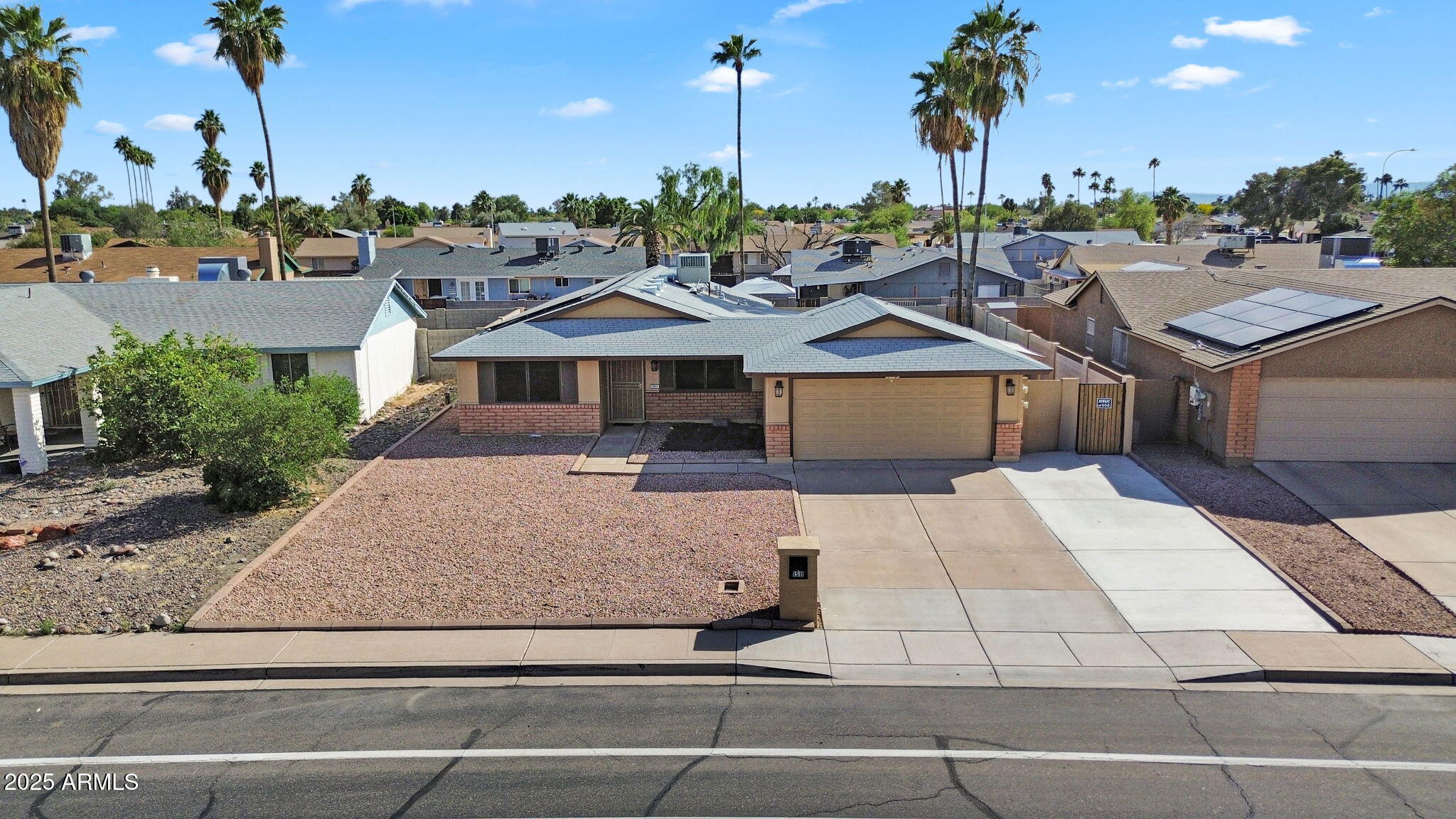 Search Homes 3 1511 W MESQUITE Street