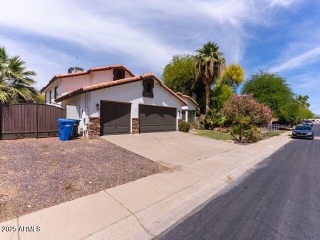6154 E KAREN Drive