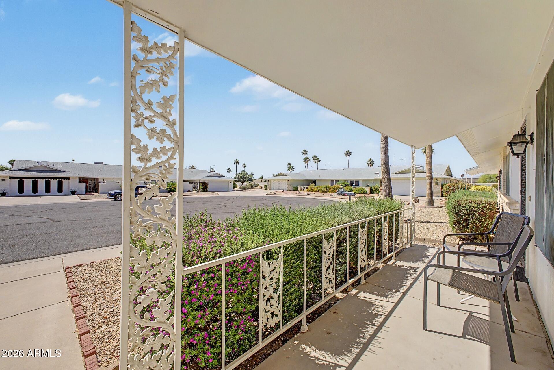 18048 N DESERT GLEN Drive