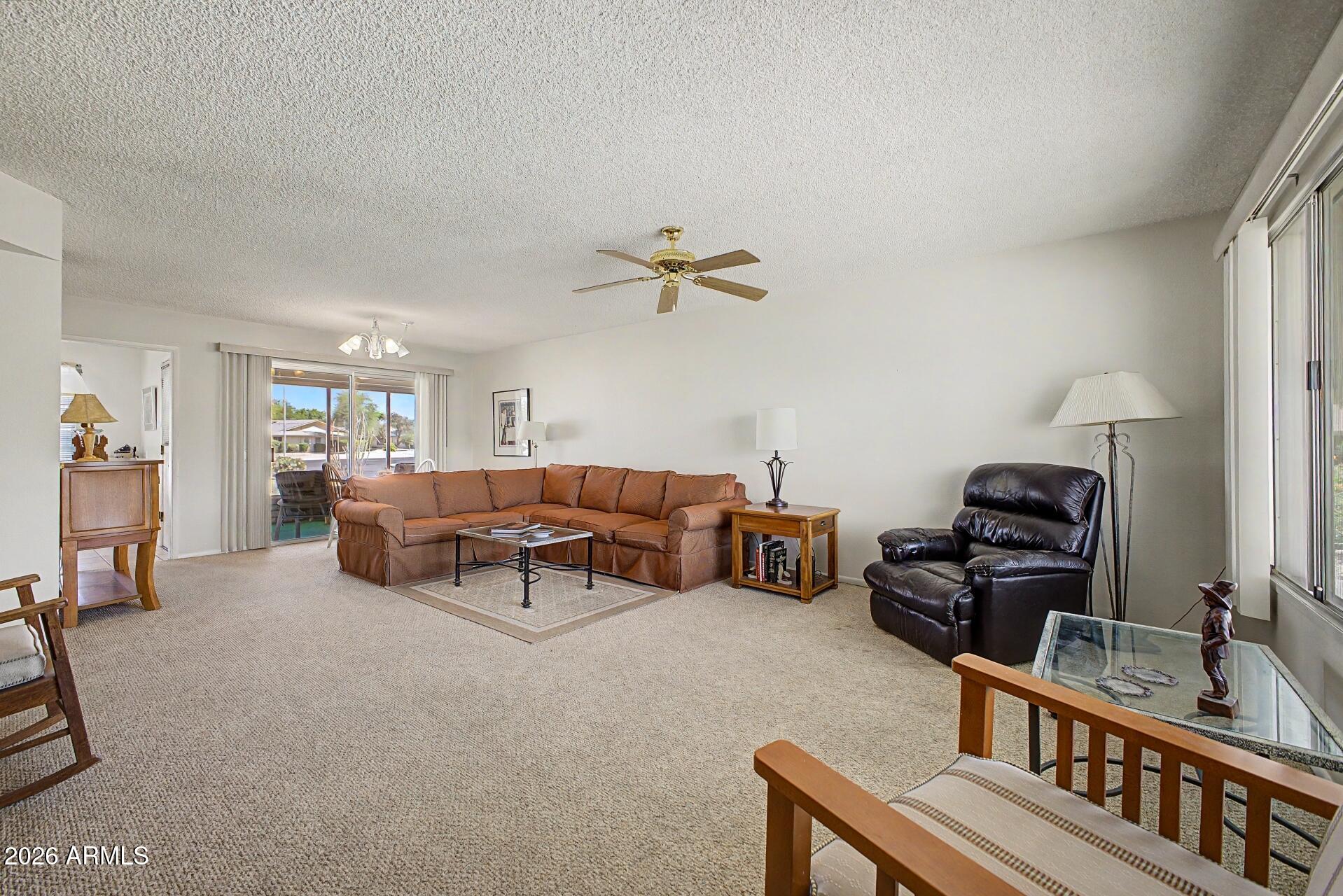 18048 N DESERT GLEN Drive