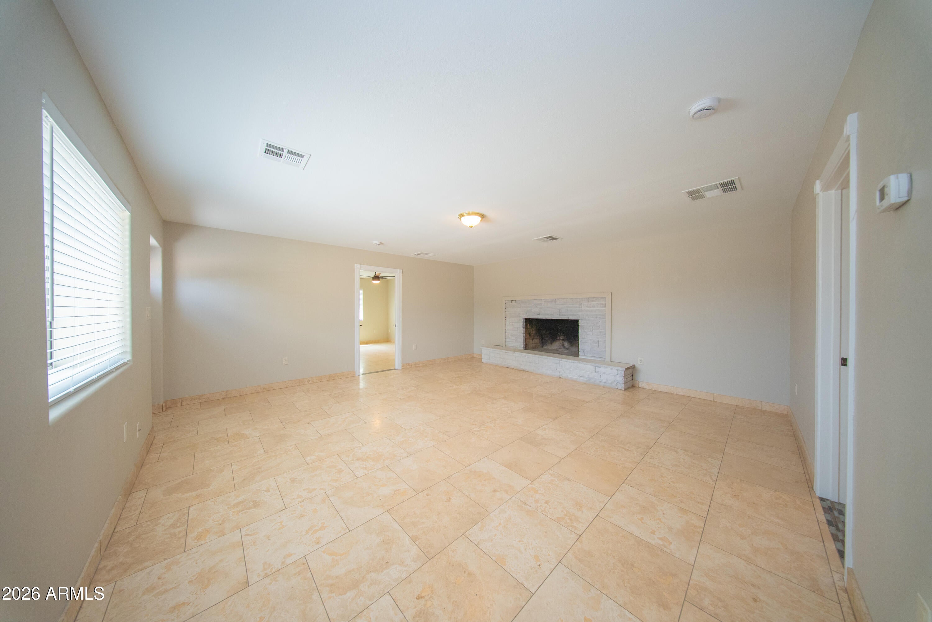 2101 W COOLIDGE Street