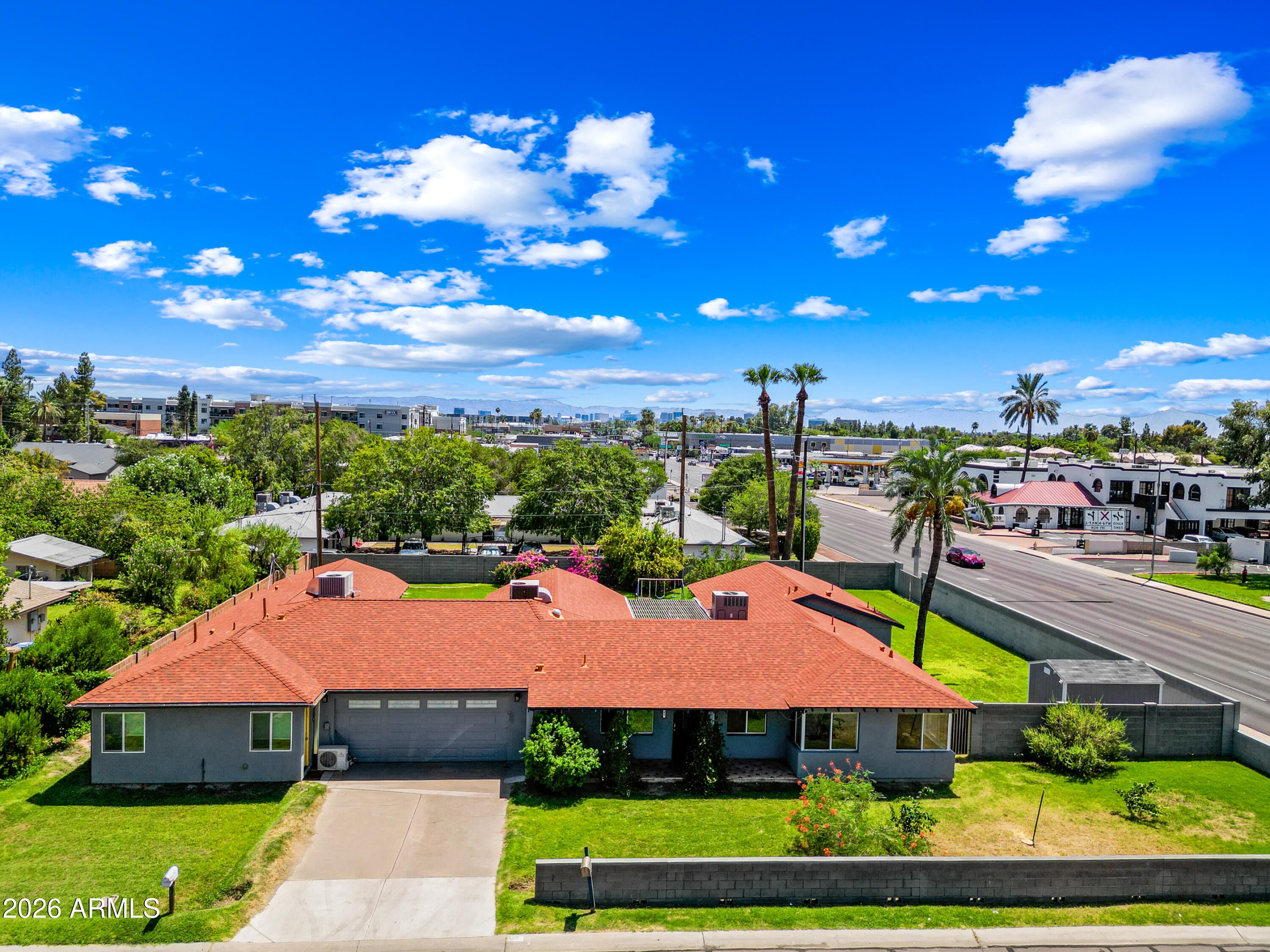 701 E MCLELLAN Boulevard