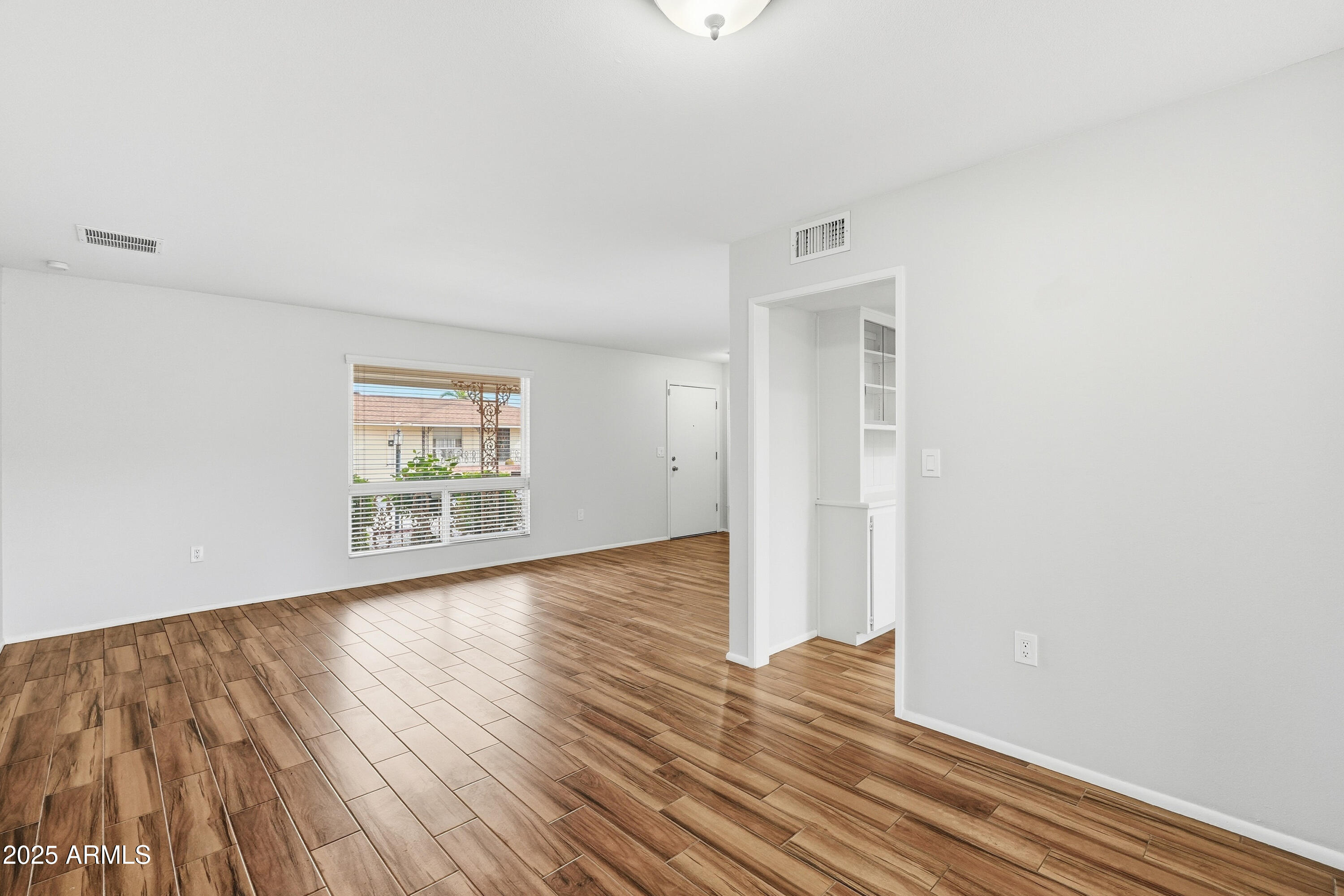 10331 W TWIN OAKS Drive