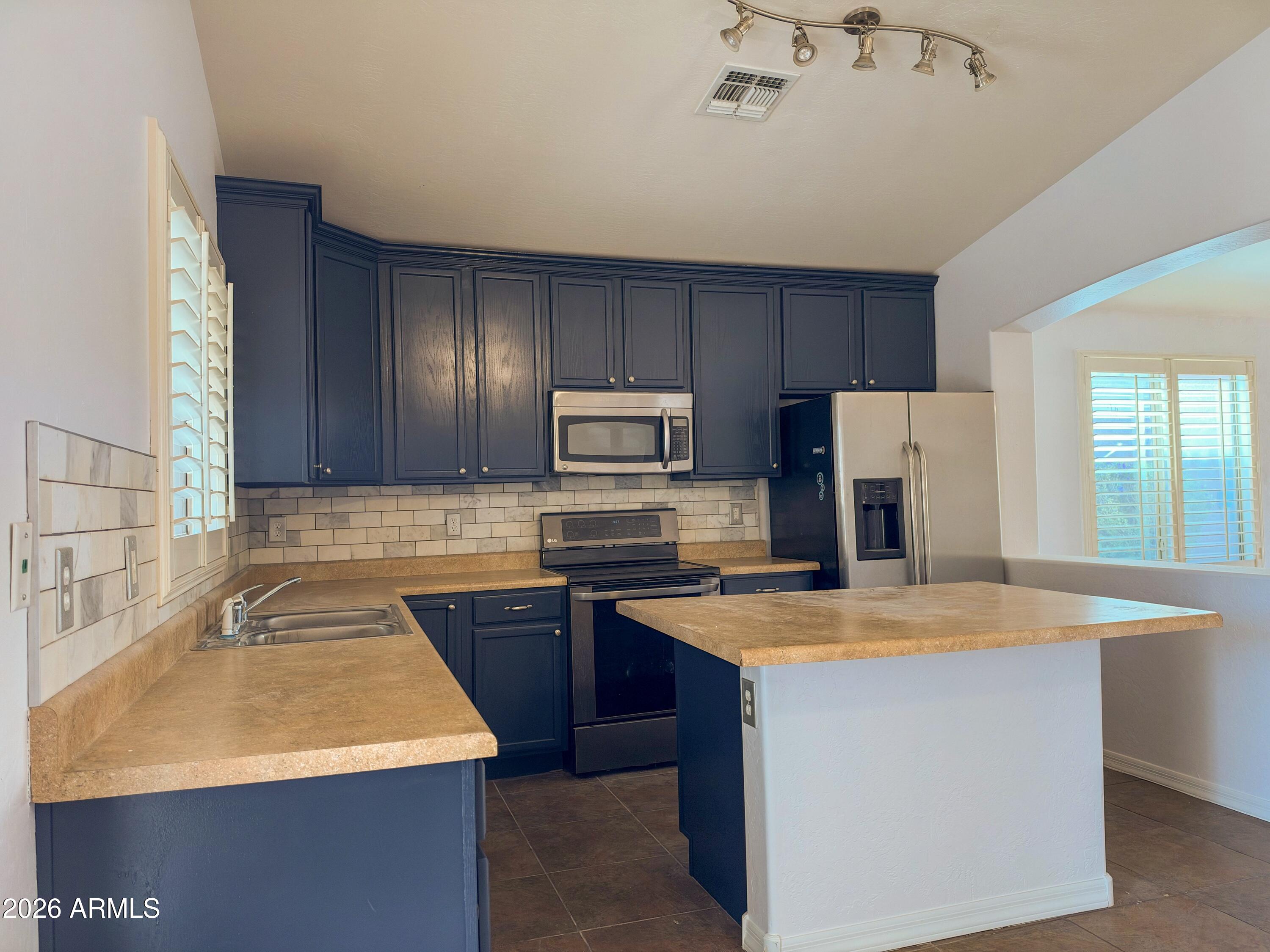 43588 W BLAZEN Trail