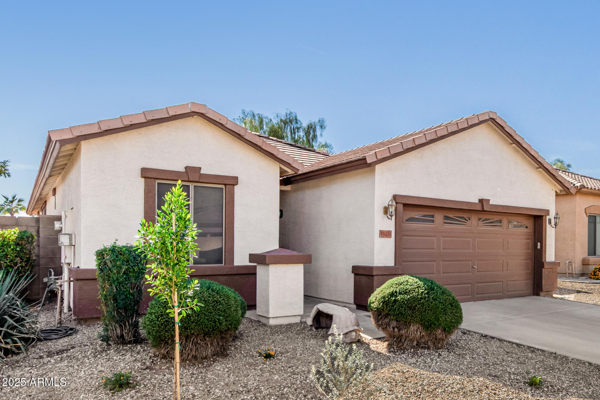 15233 W JACKSON Street