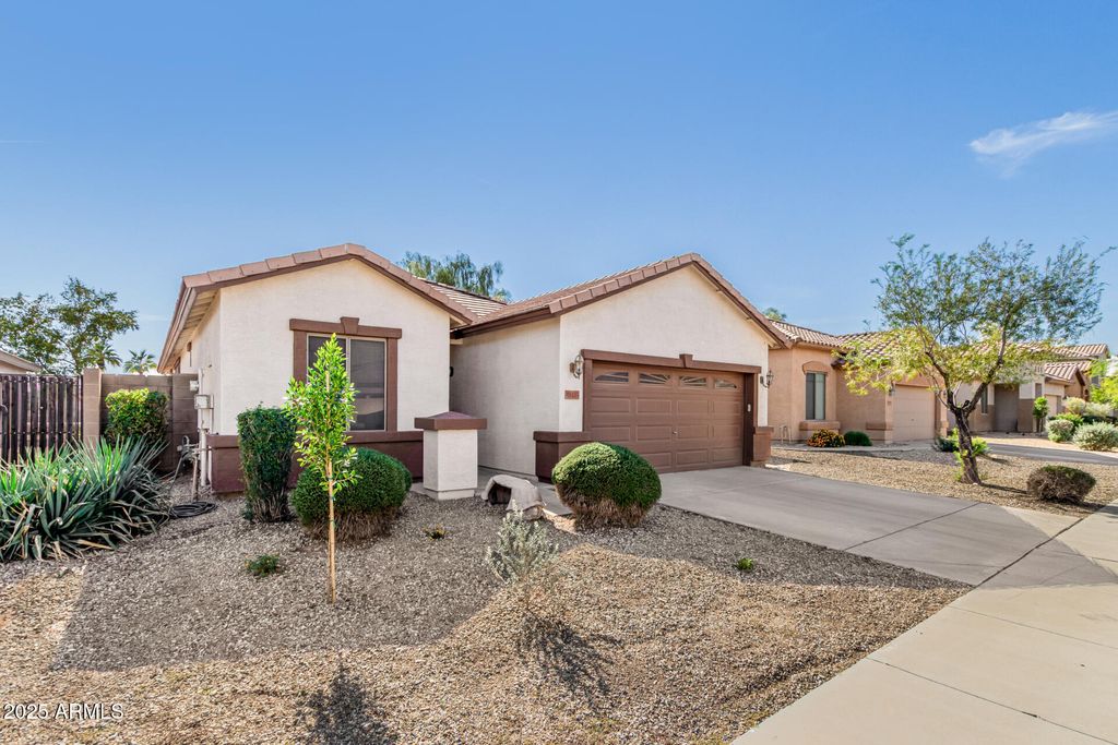 Photo of 15233 W Jackson Street, Goodyear, AZ 85338 (MLS # 6947223)