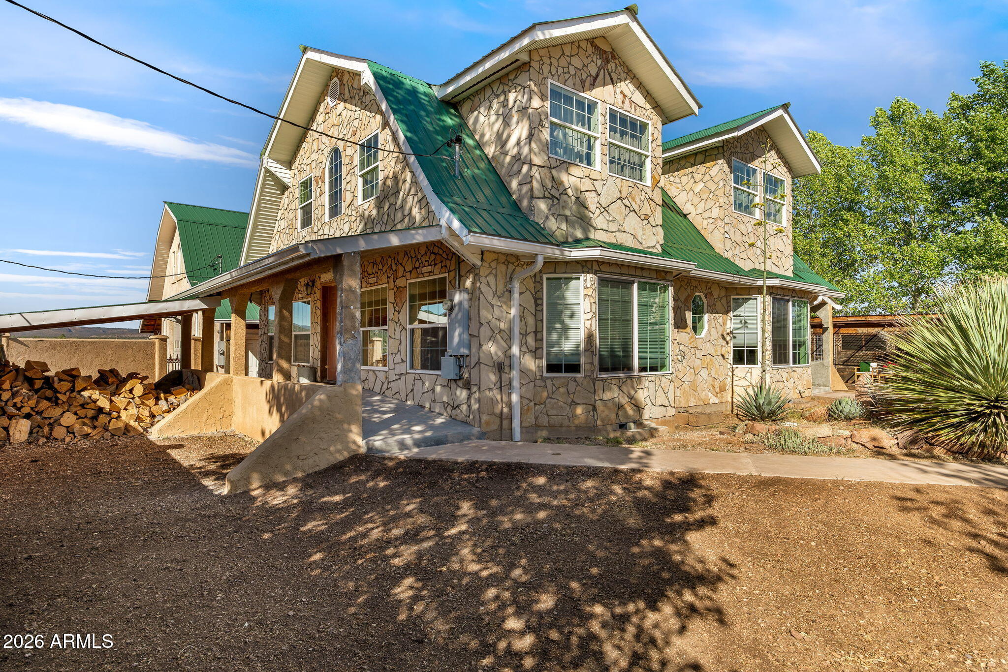 624 W Baker Ranch Road