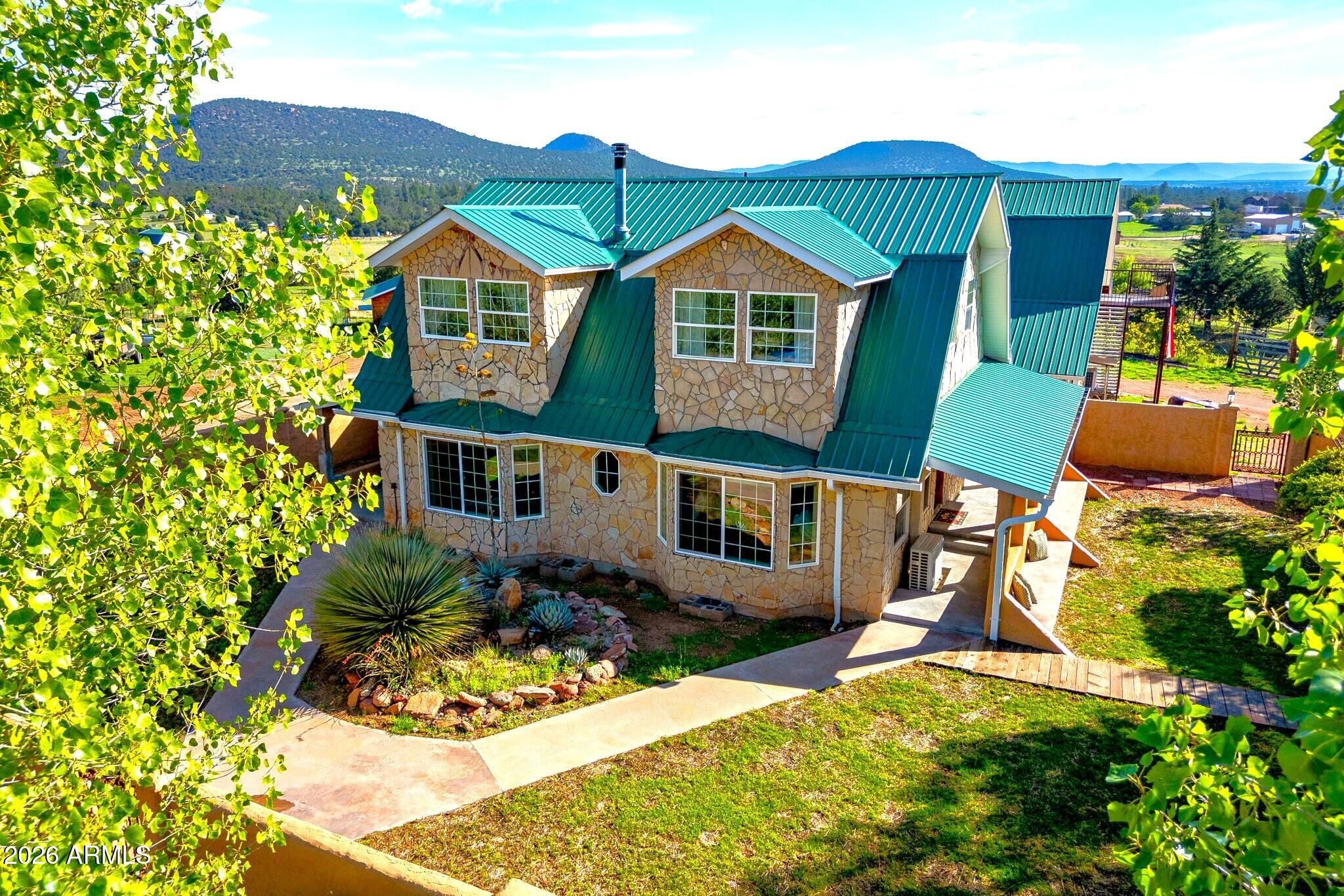 624 W Baker Ranch Road