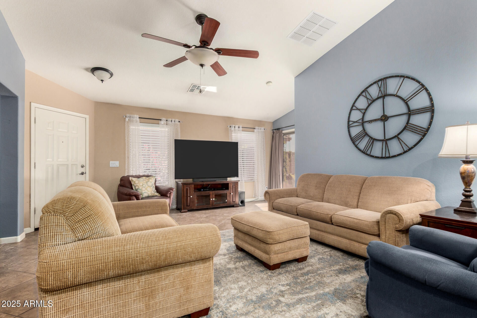 41793 W SUNLAND Drive