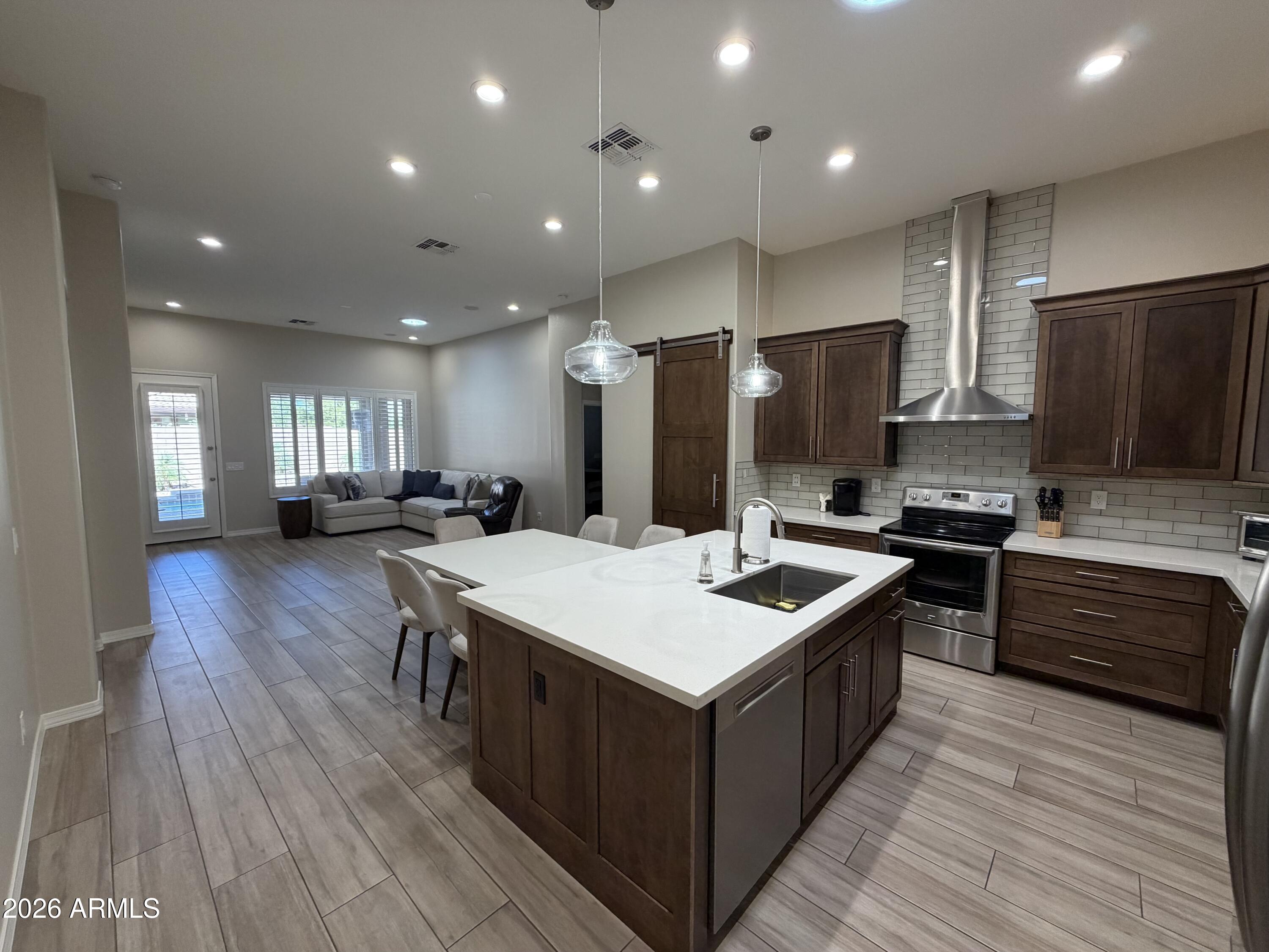 3754 S WINDSTREAM Place