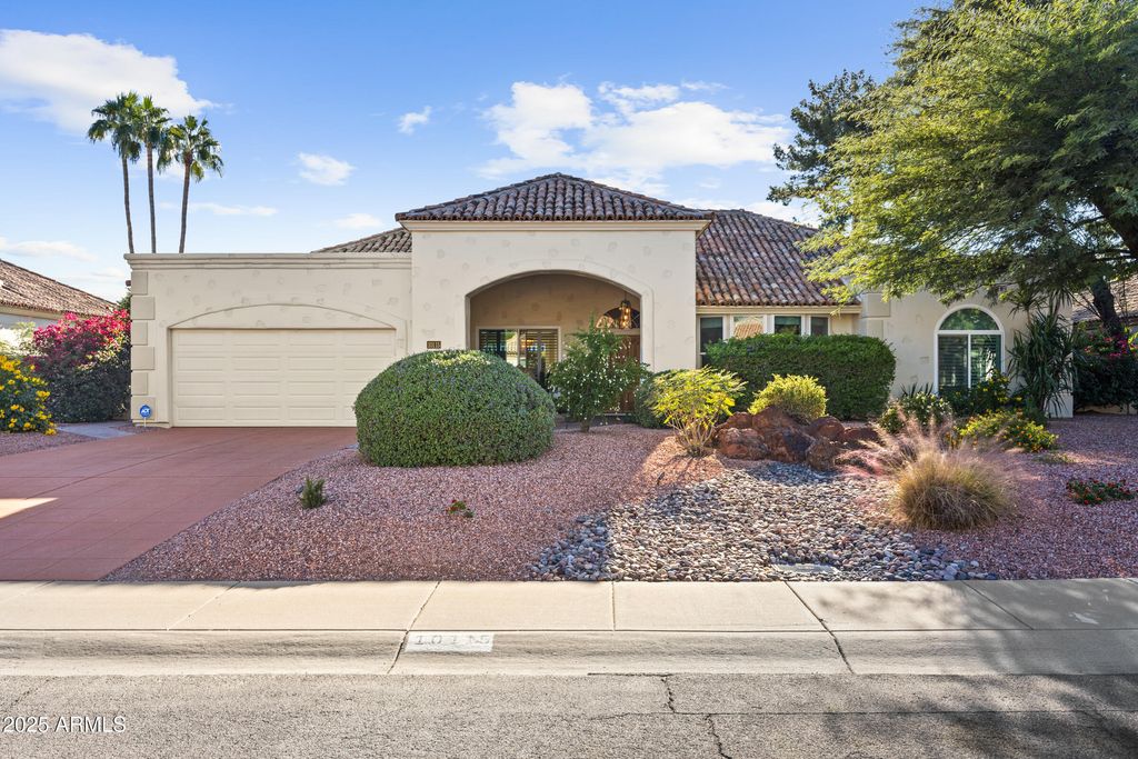 Photo of 10115 E Bella Vista Drive, Scottsdale, AZ 85258 (MLS # 6943949)