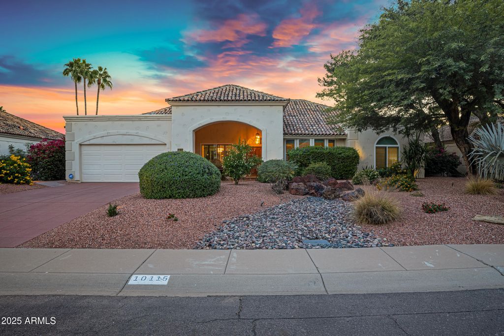 Photo of 10115 E Bella Vista Drive, Scottsdale, AZ 85258 (MLS # 6943949)