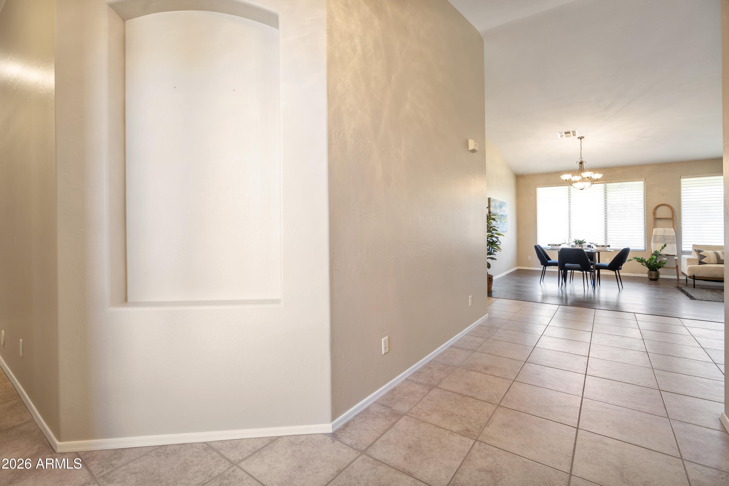 1715 E KENWOOD Street